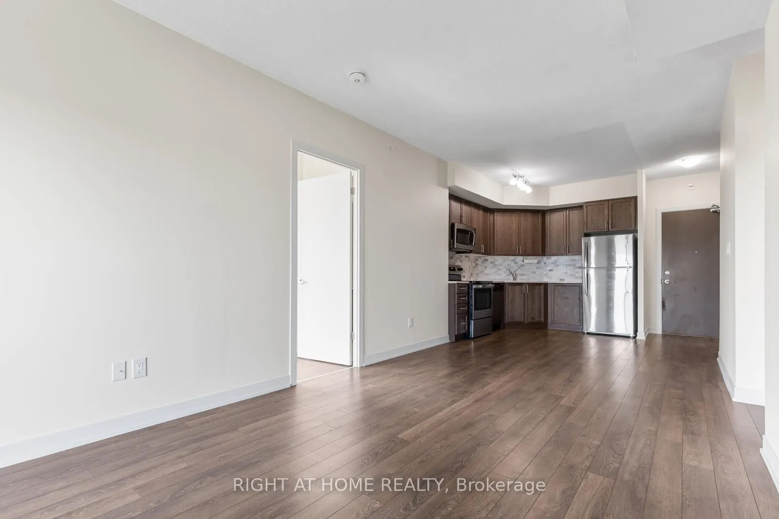 550 North Service Road #319