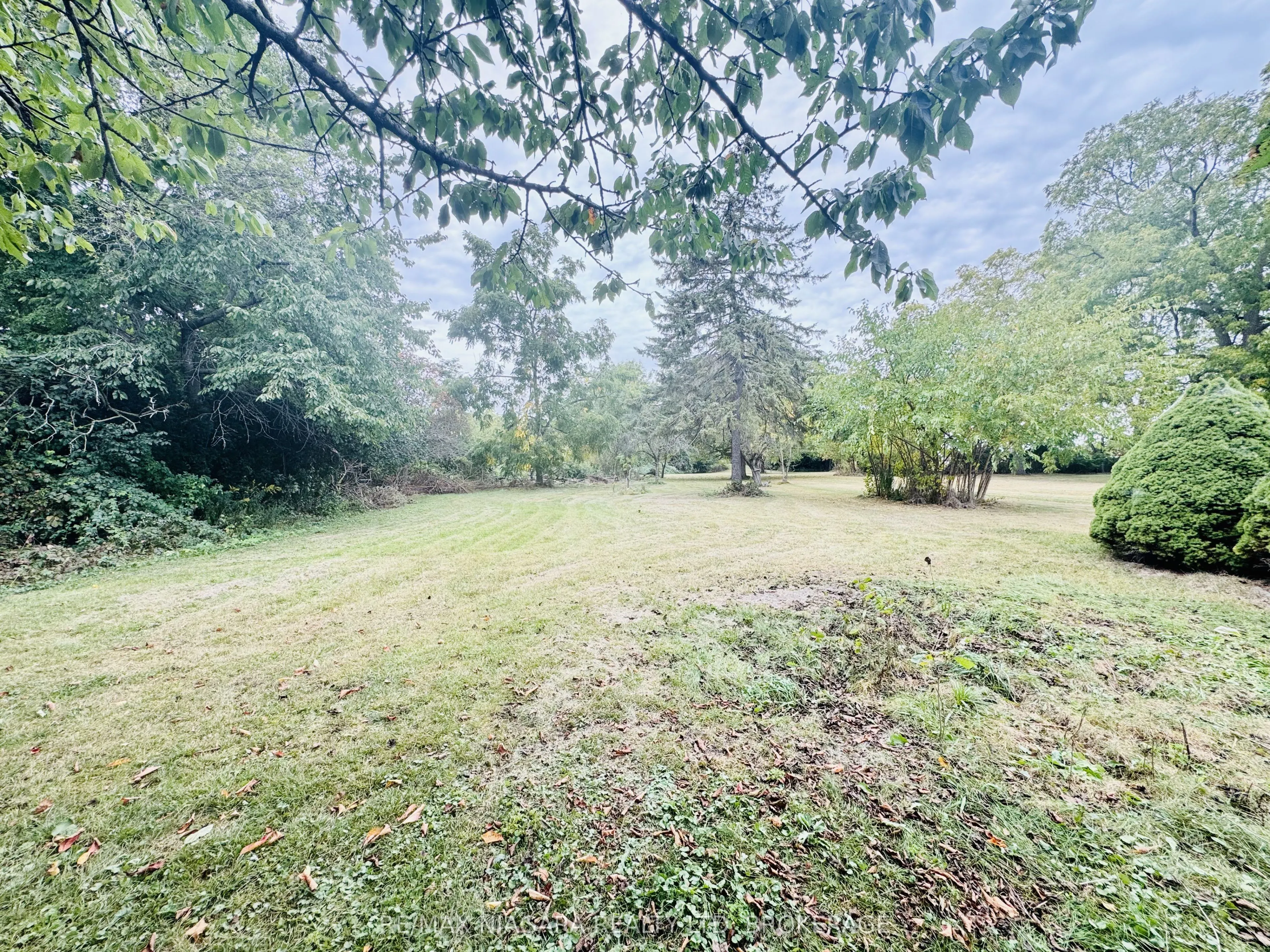 415 Niagara Boulevard