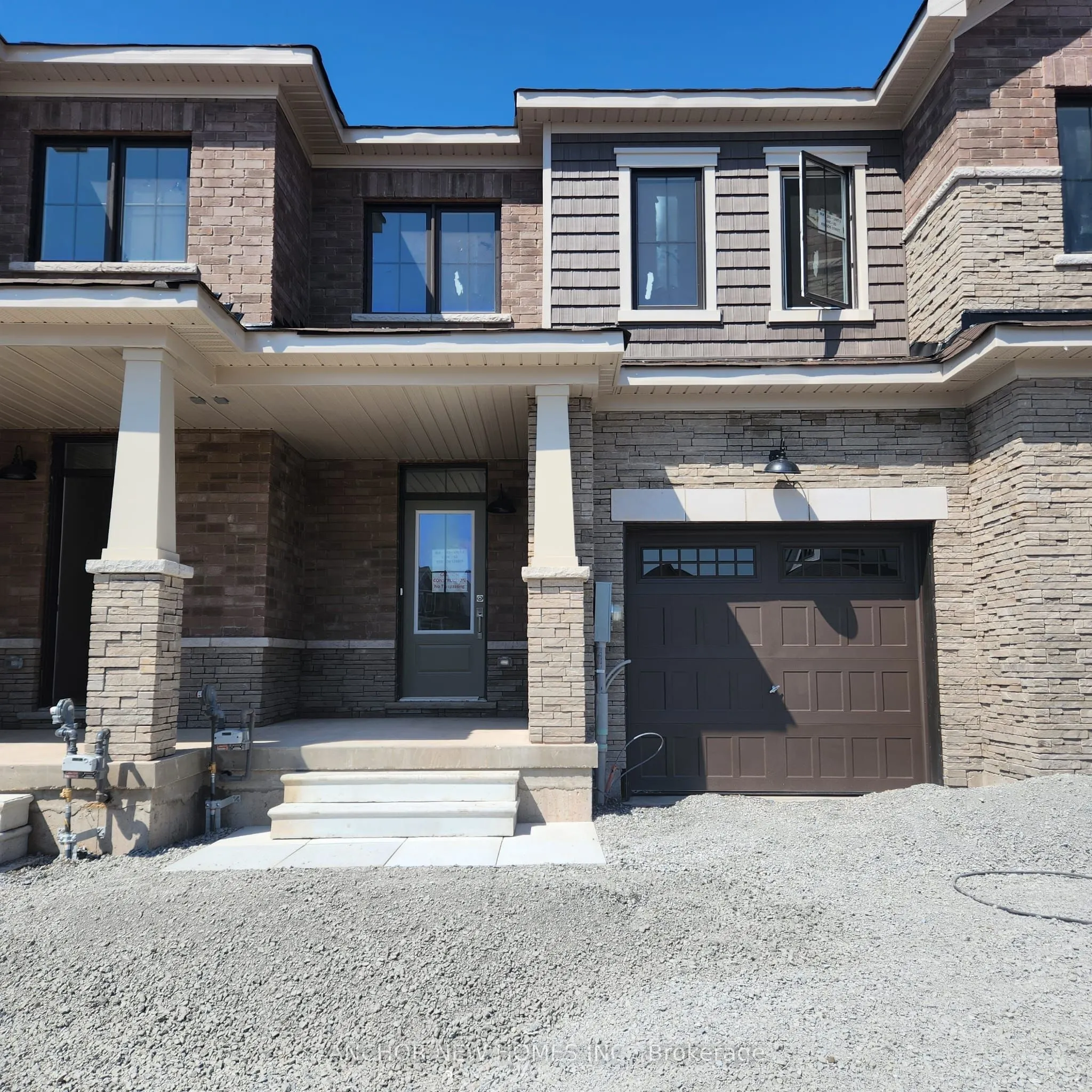 81 Keelson Street E