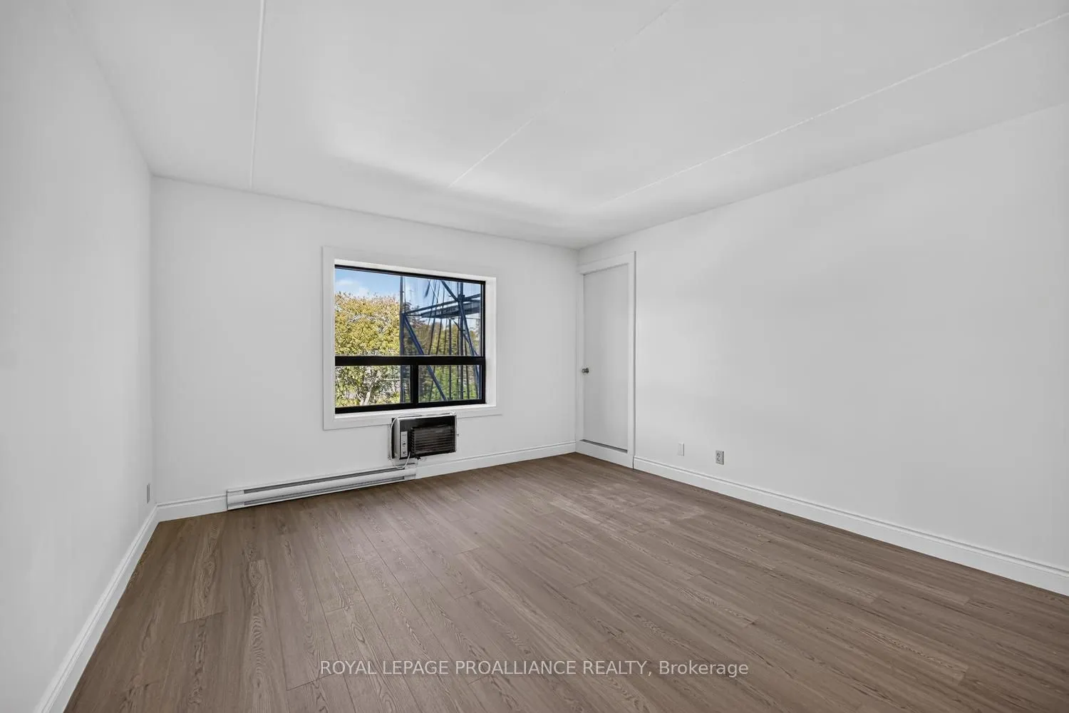 95 Windsor Drive #403