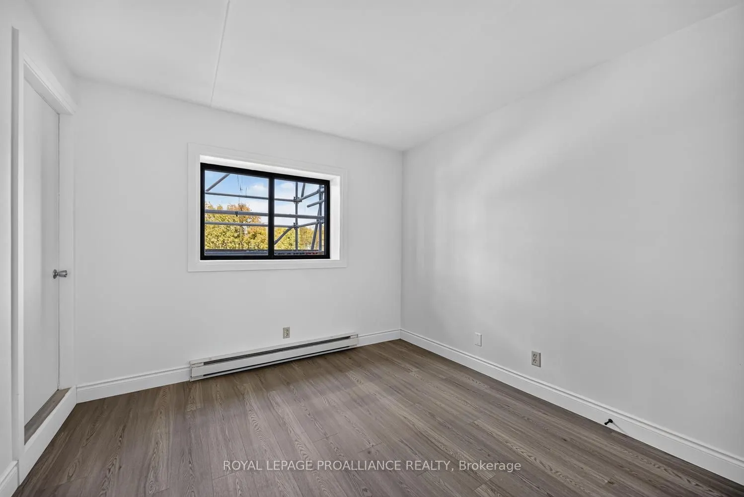 95 Windsor Drive #403