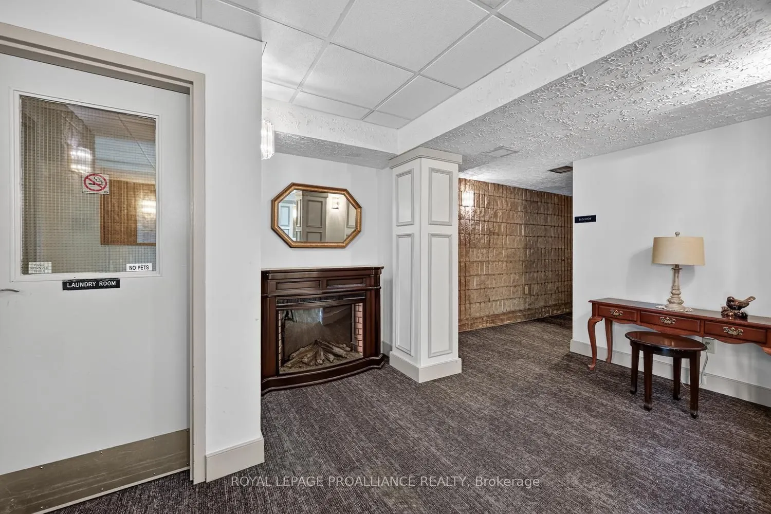 95 Windsor Drive #403