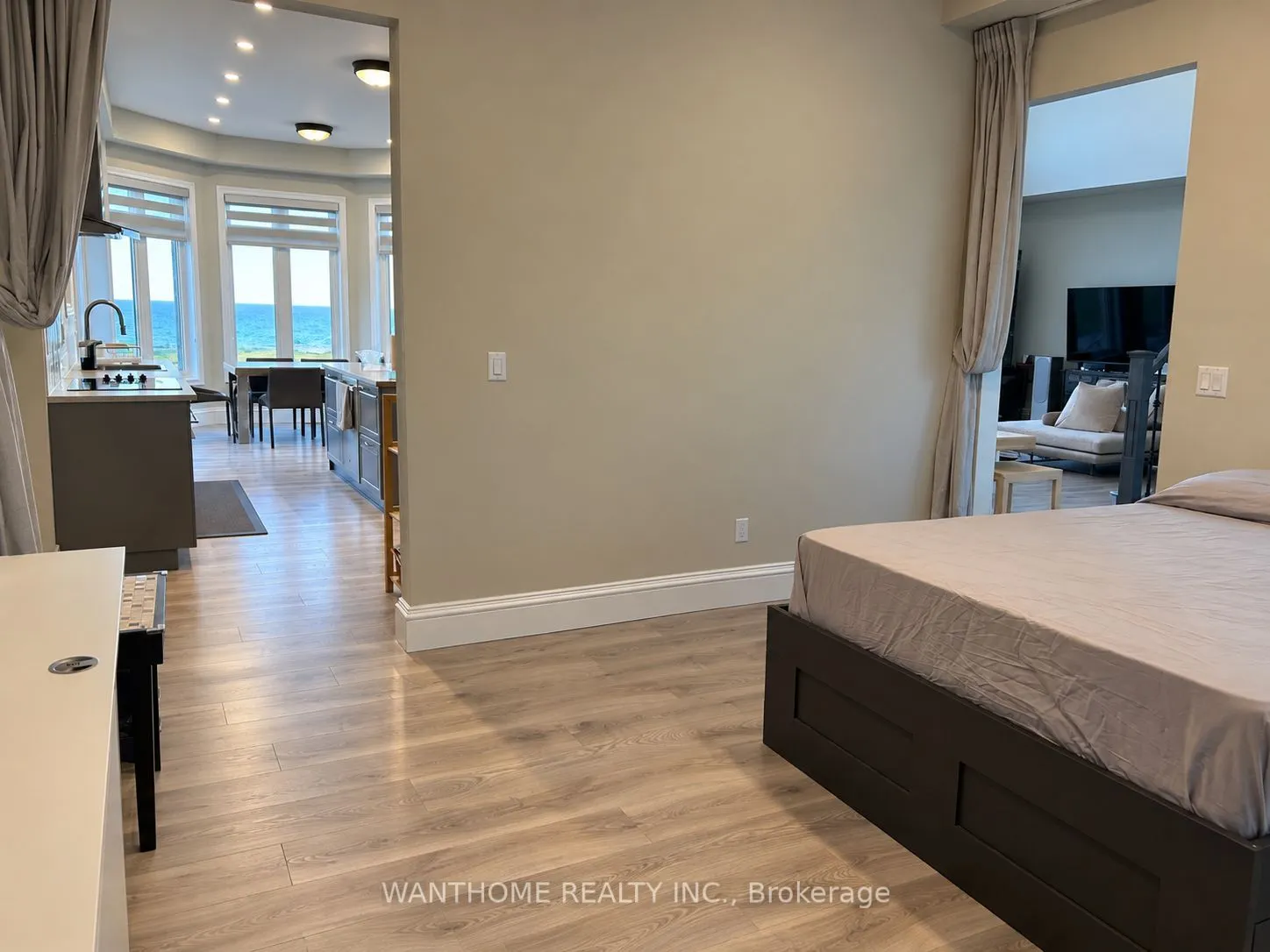 441 Lakeshore Road