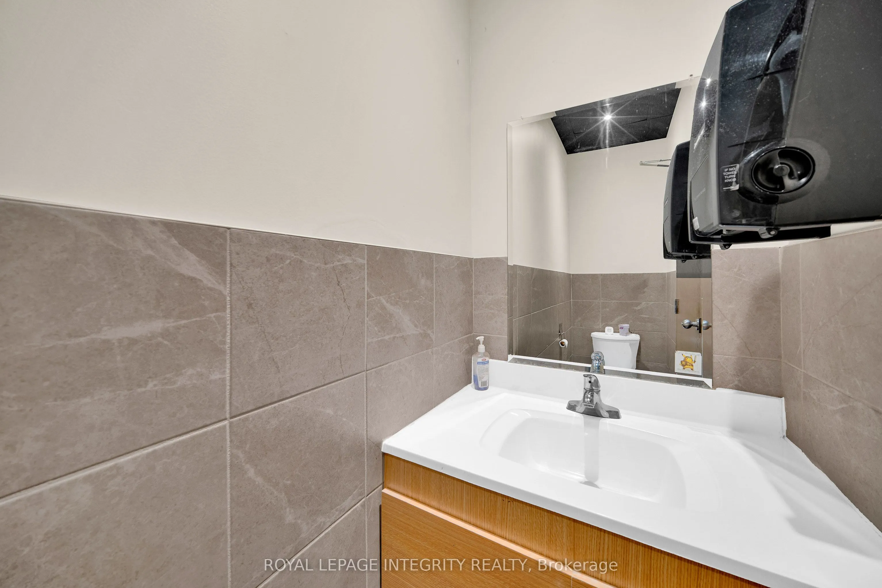 261 Centrepointe Drive #1-3