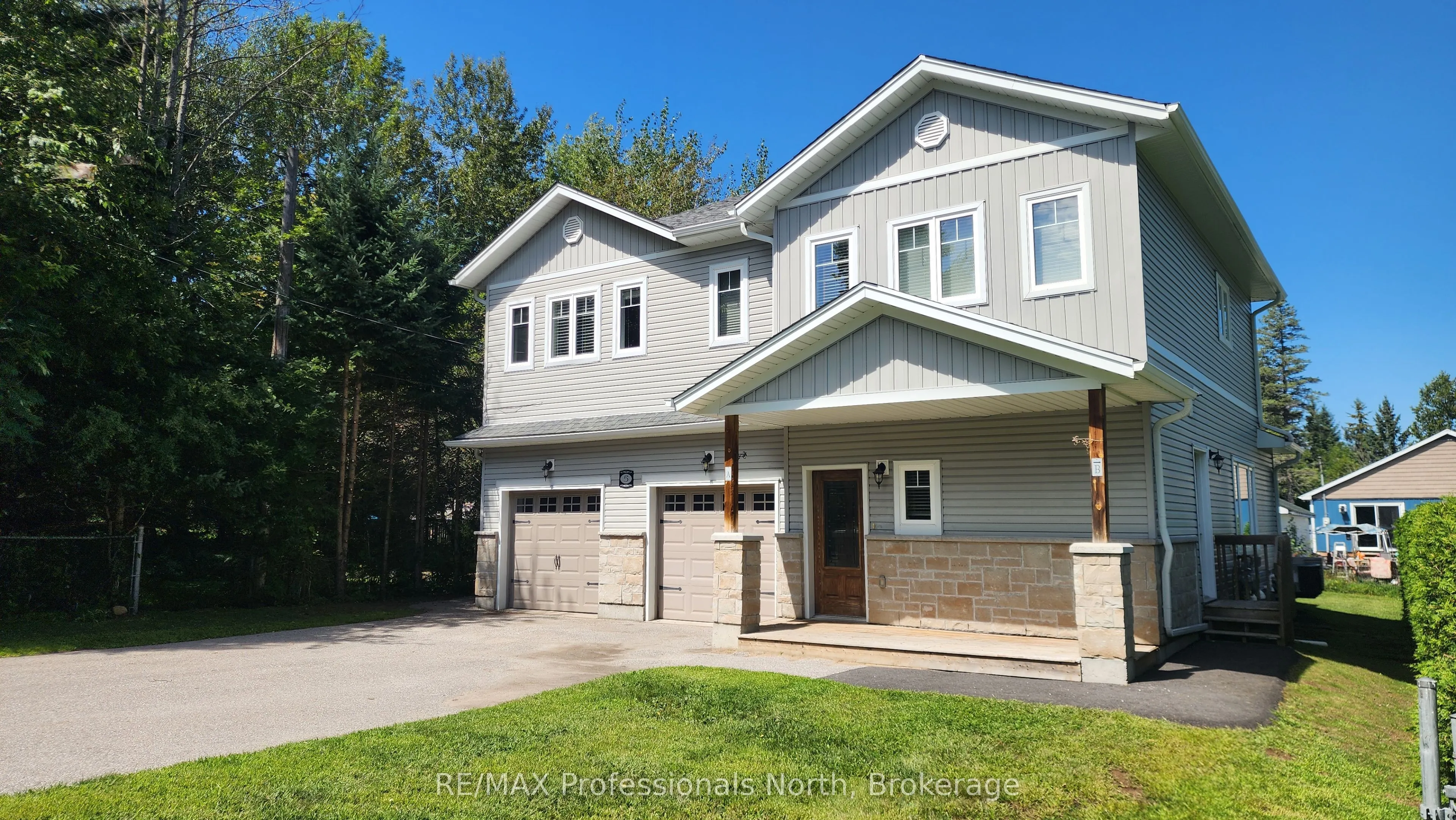 5 Greaves Avenue