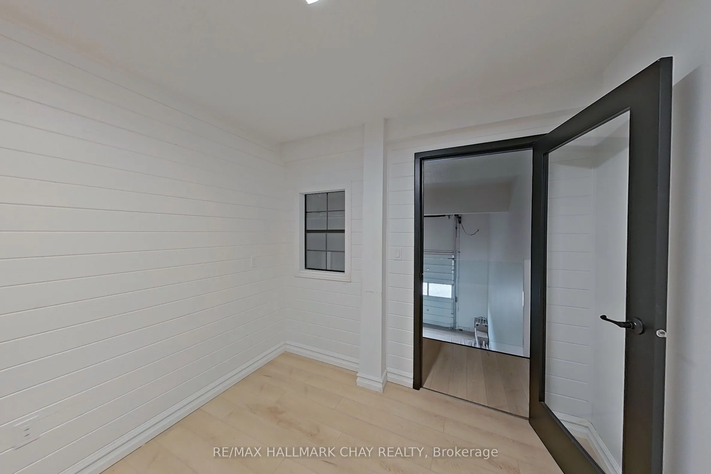 717950 Highway 6 #Unit 2