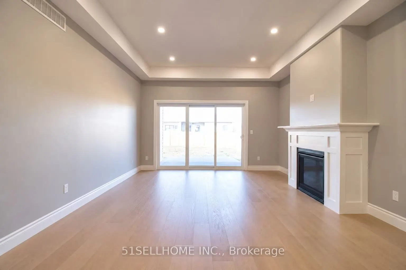137 Brighton Place W