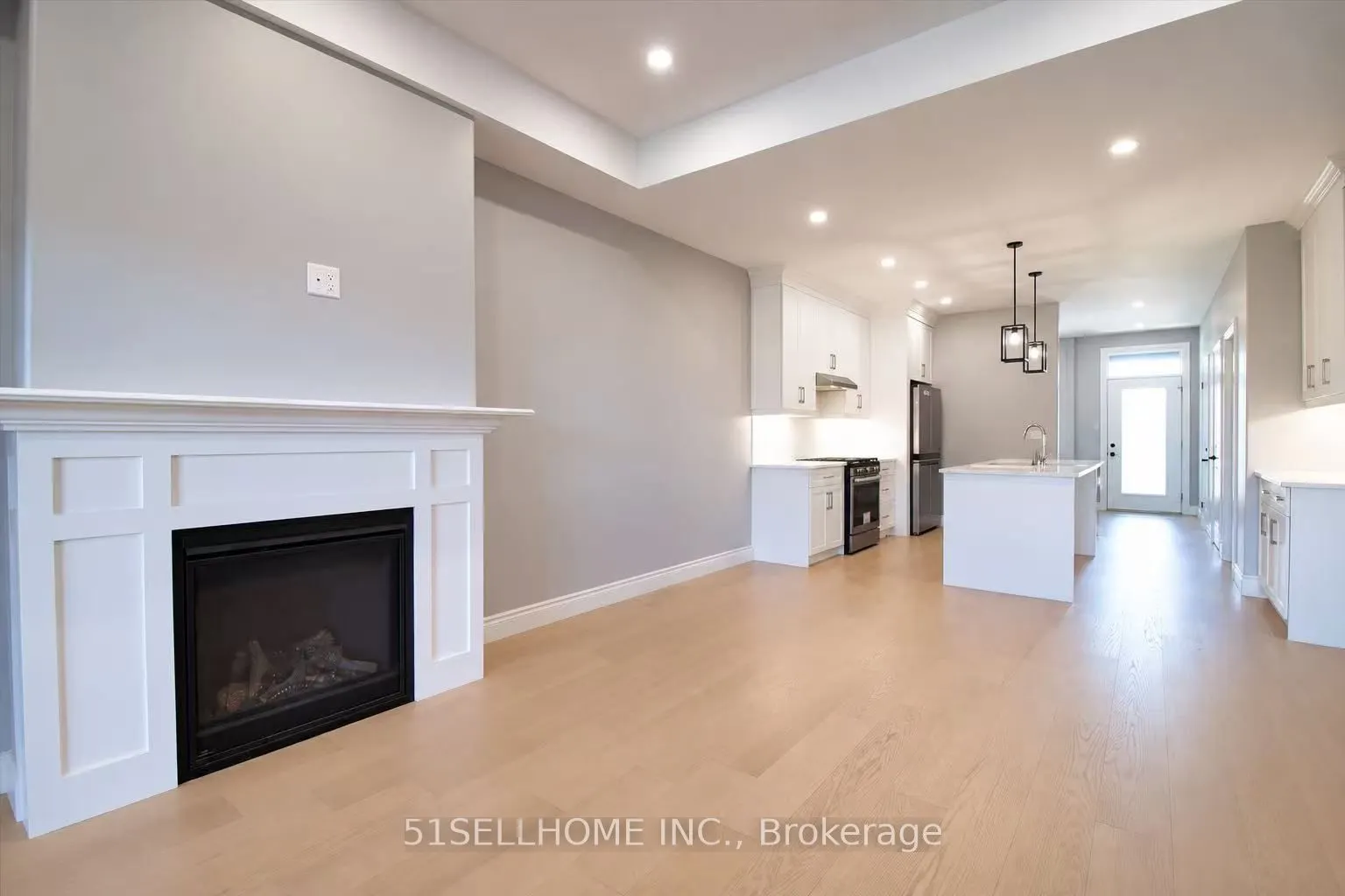 137 Brighton Place W