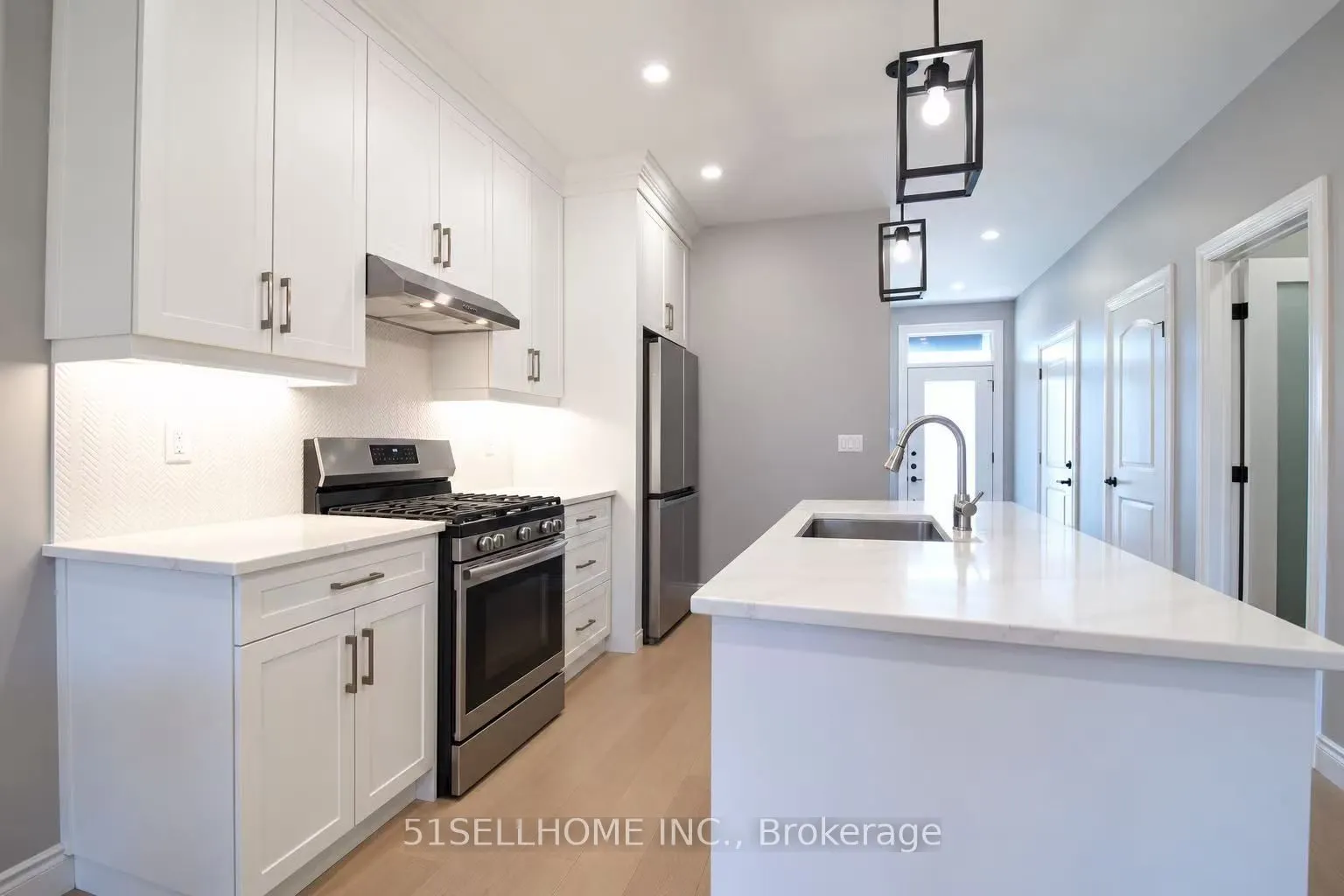 137 Brighton Place W