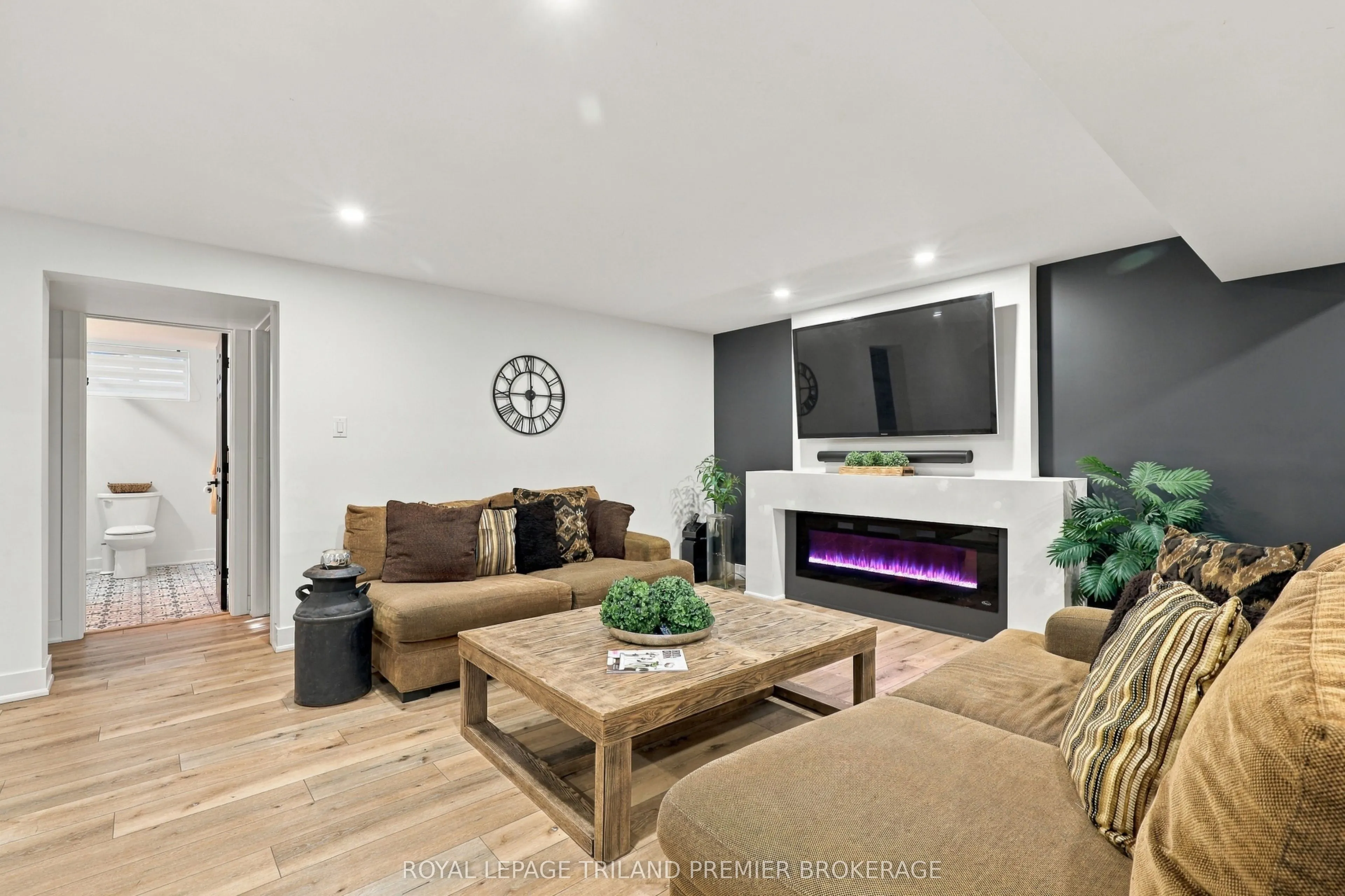 745 Kleinburg Drive