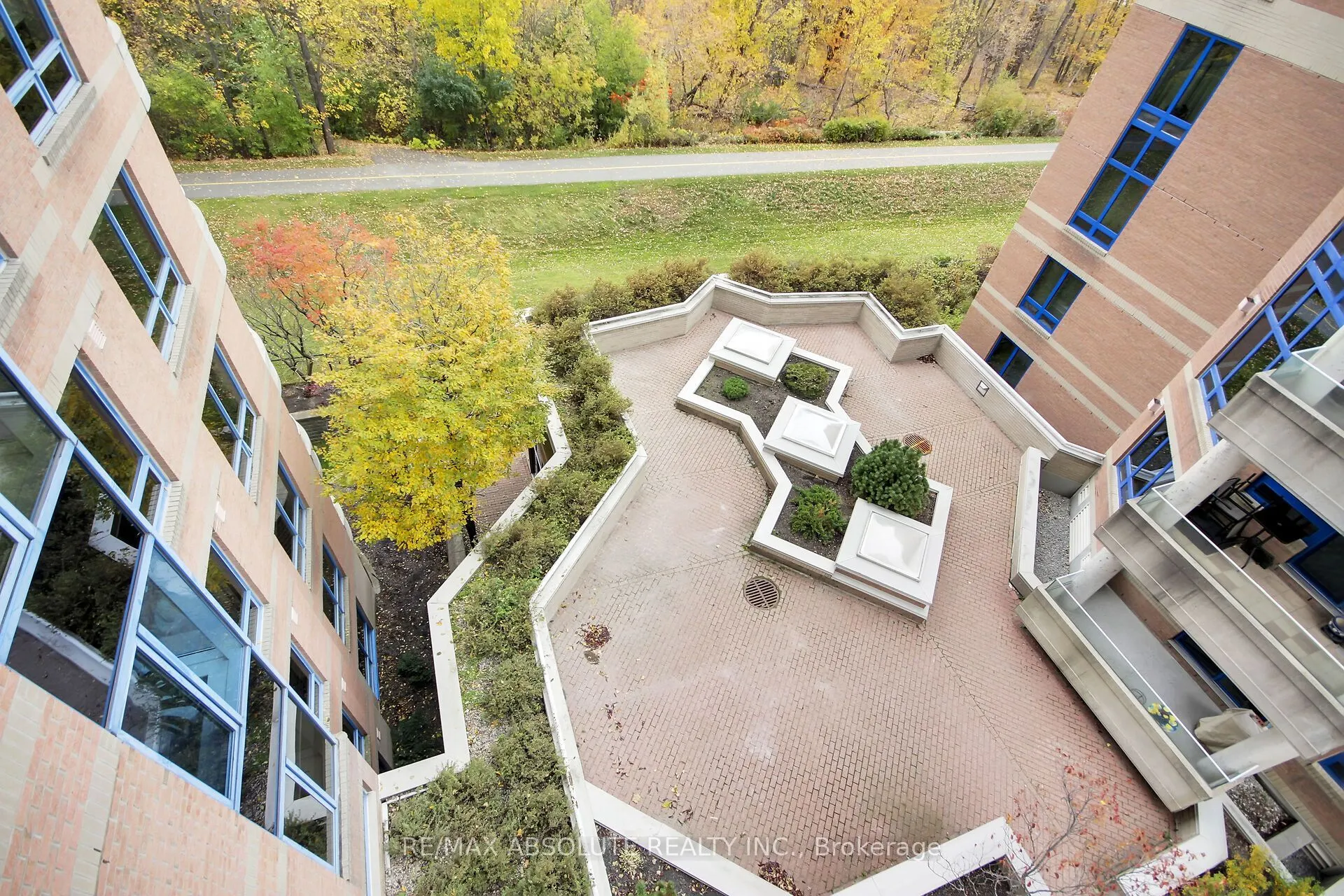 3105 Carling Avenue #502