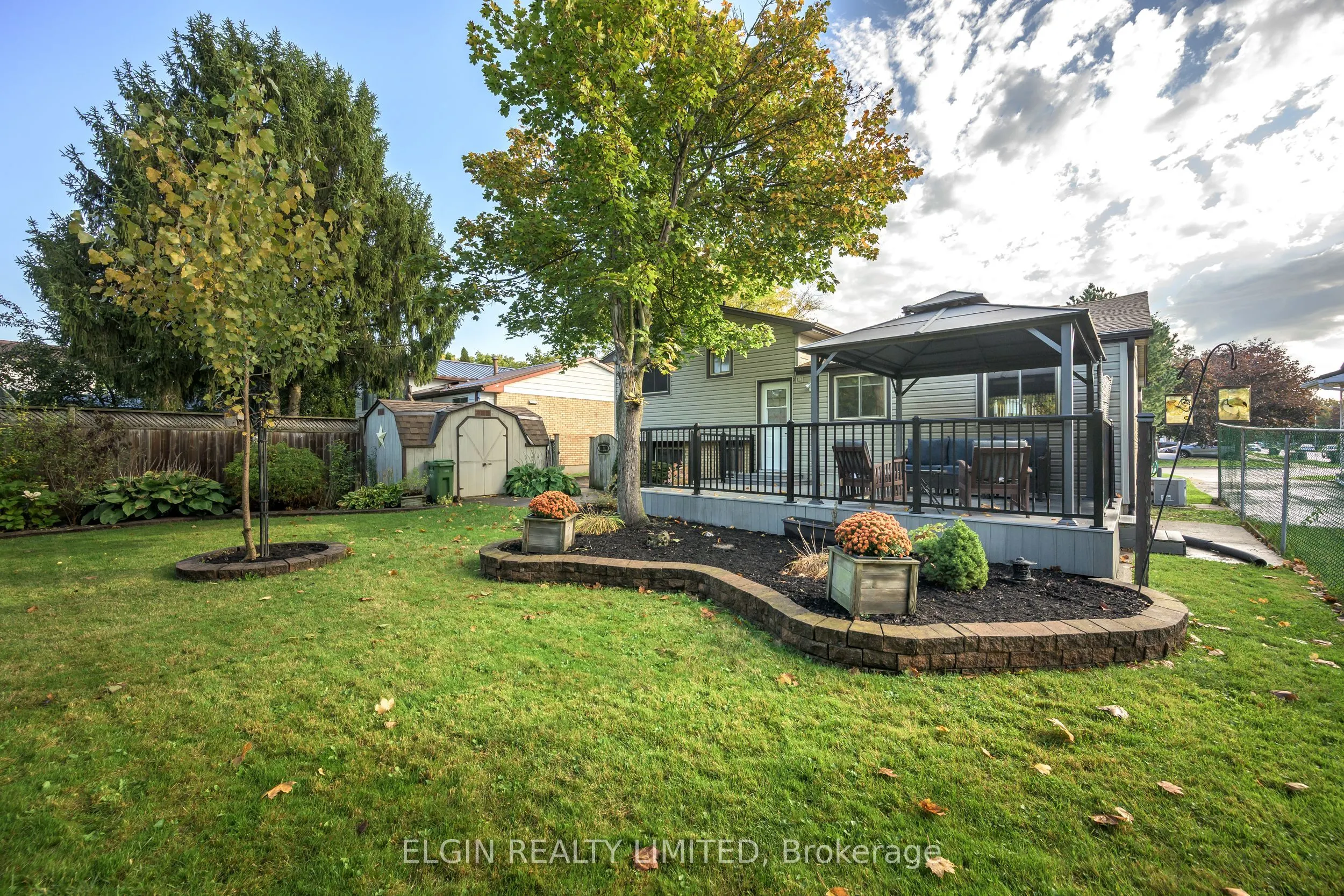 6 Aldborough Avenue