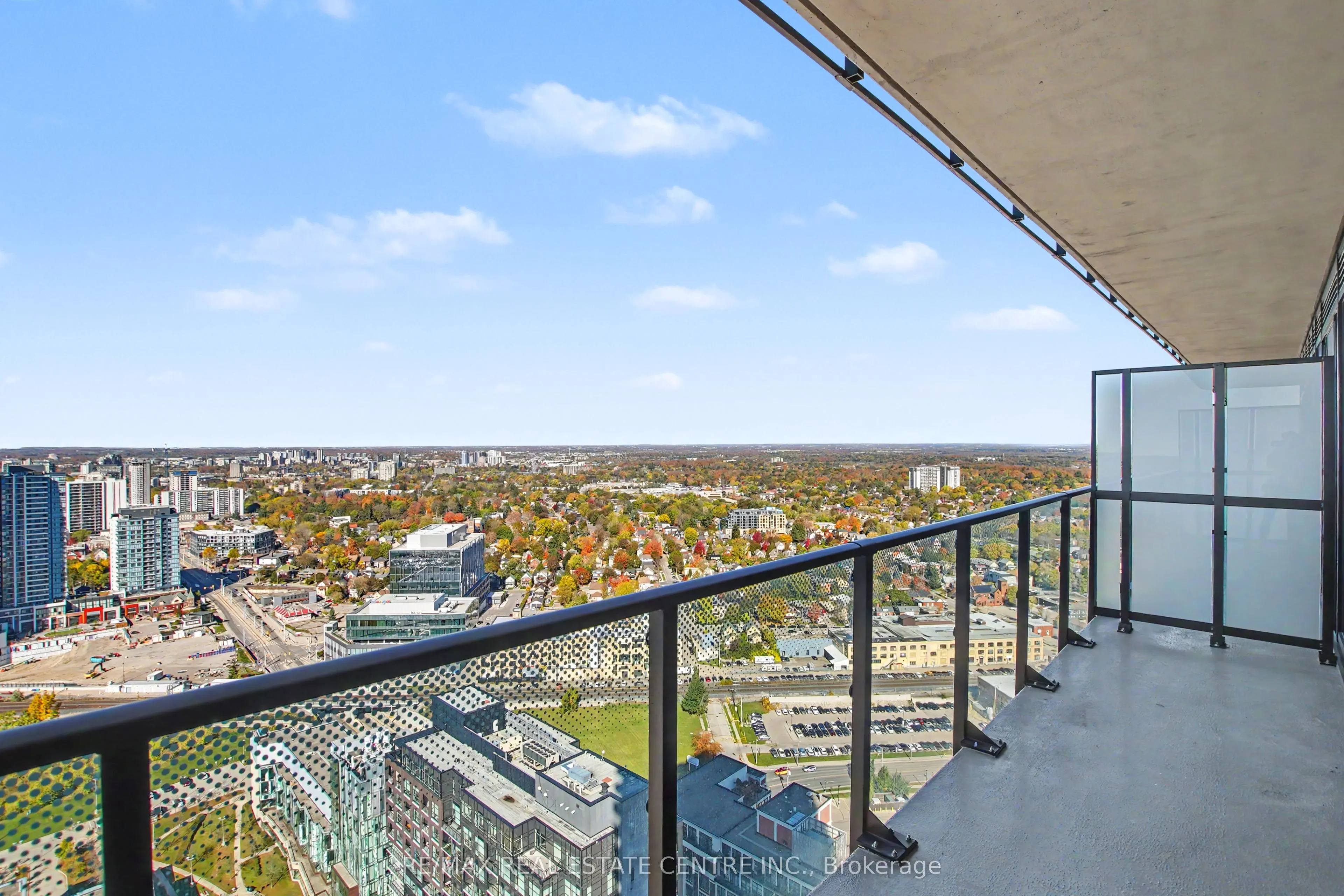 30 Francis Street S #3813