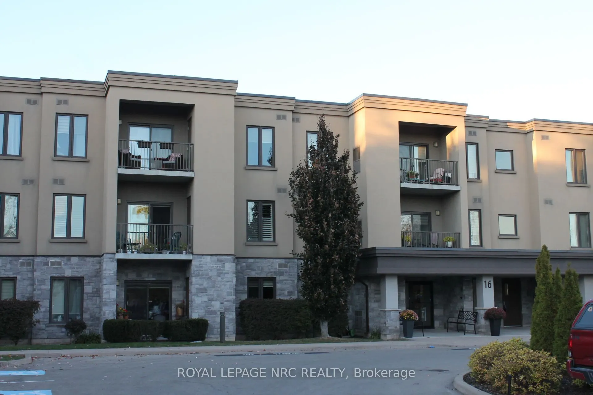 16 Sullivan Avenue #301