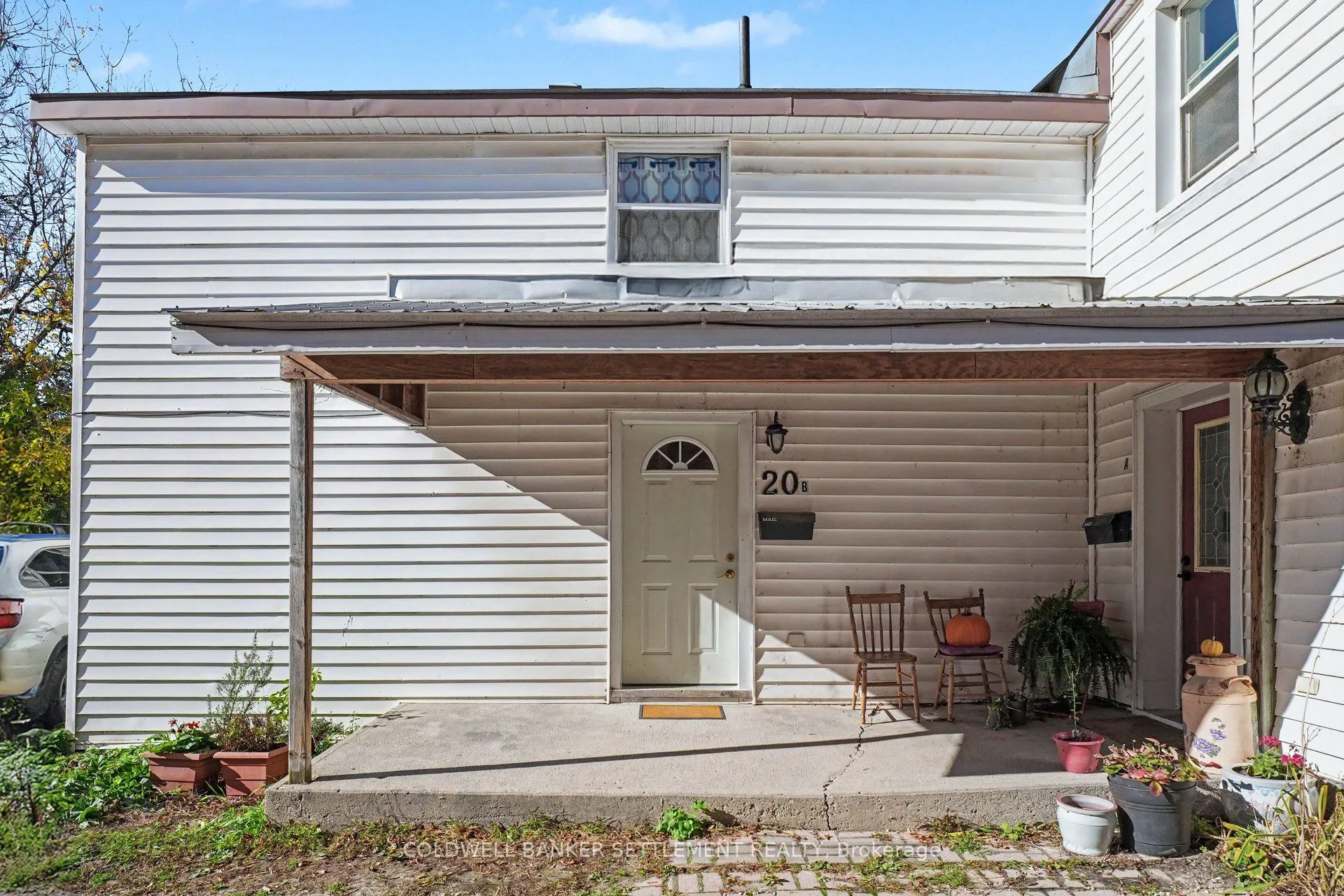 20 Sherbrooke Street E