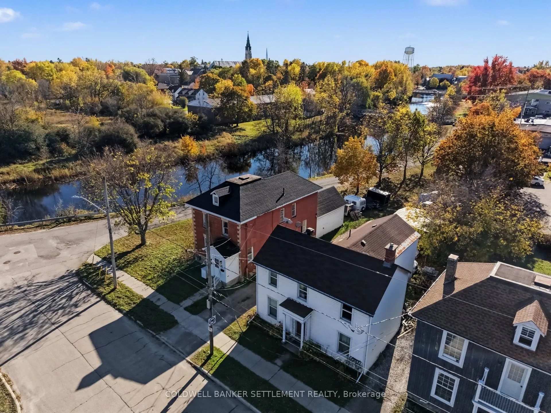 20 Sherbrooke Street E