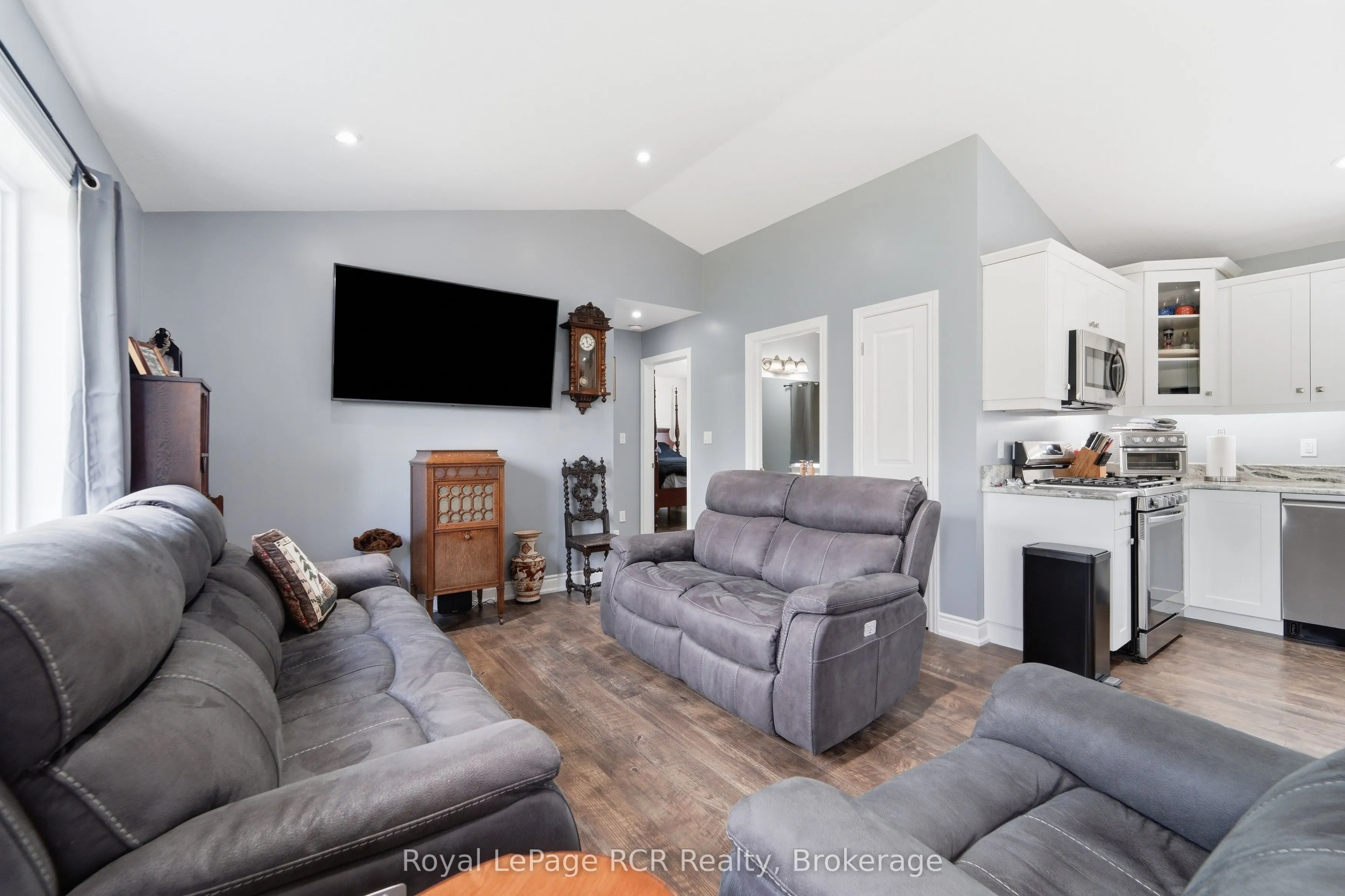 358 5th Street