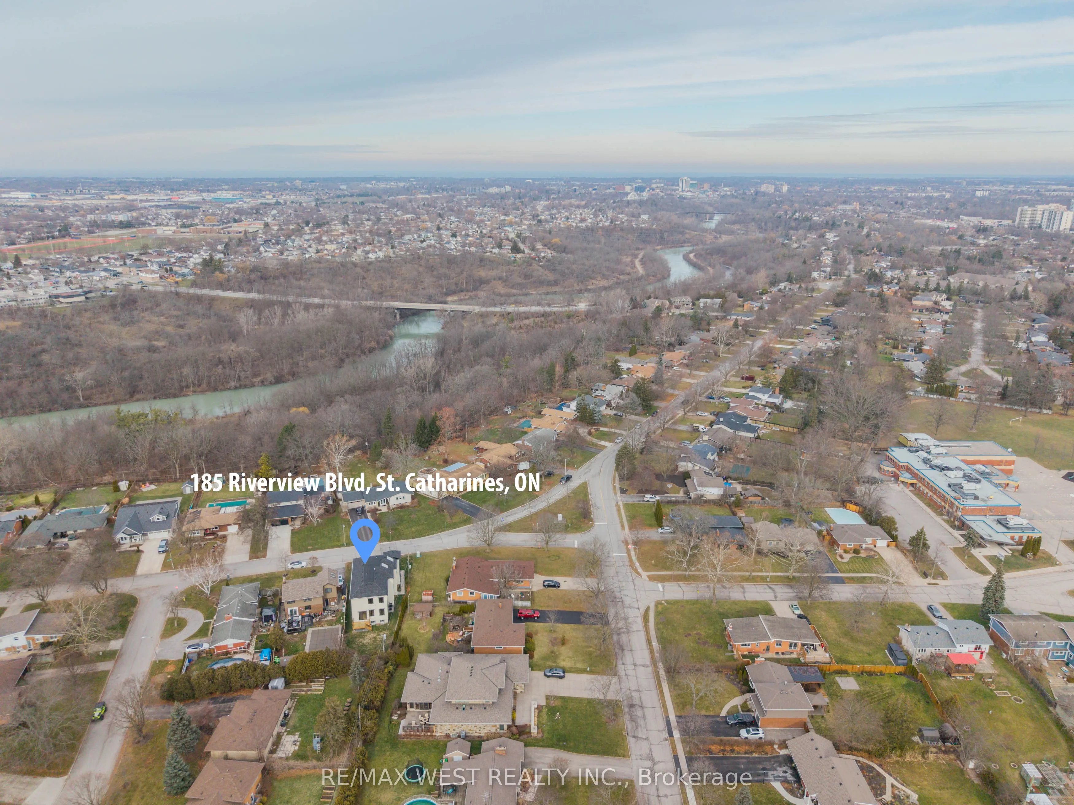 185 Riverview Boulevard