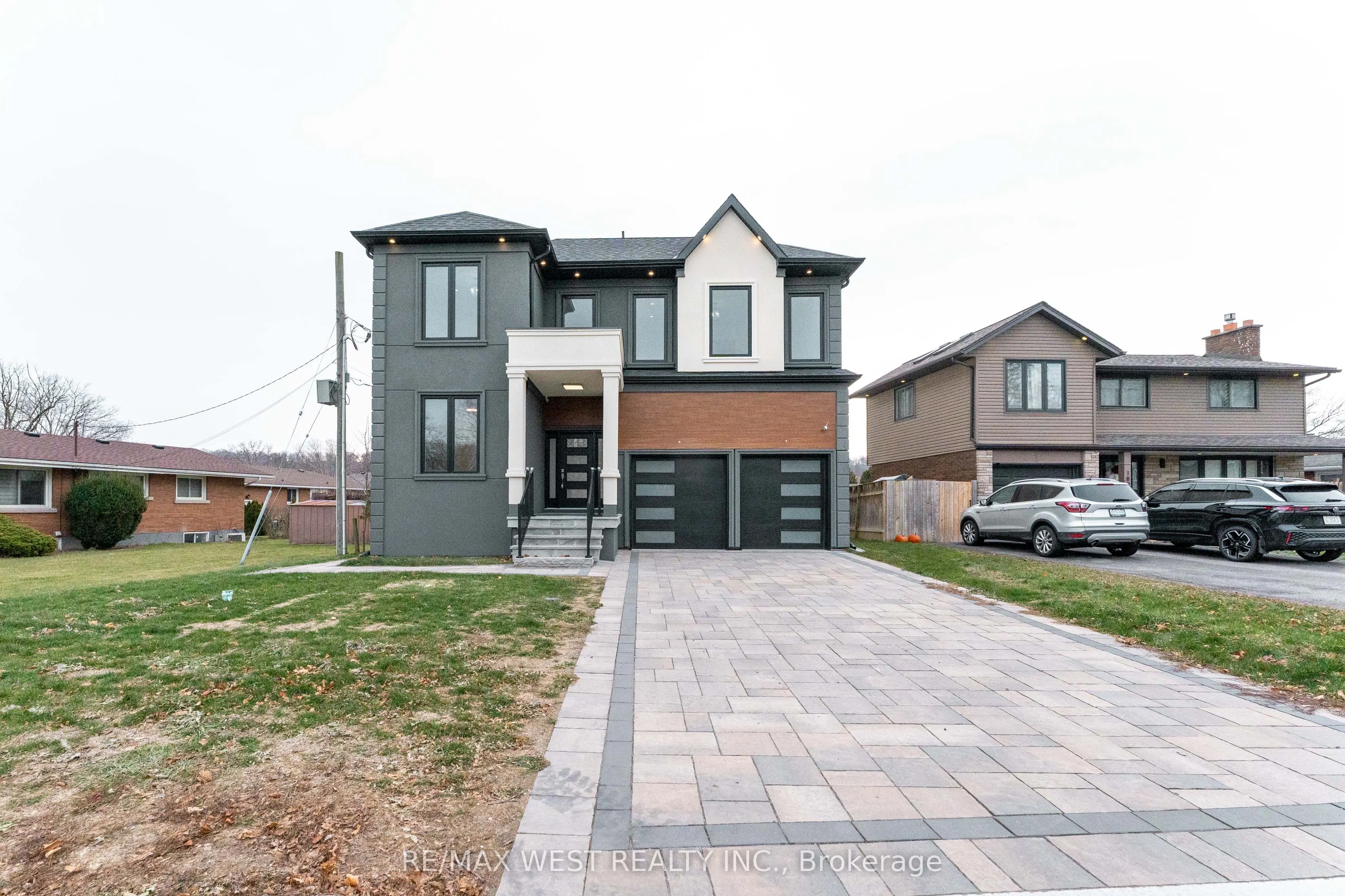 185 Riverview Boulevard