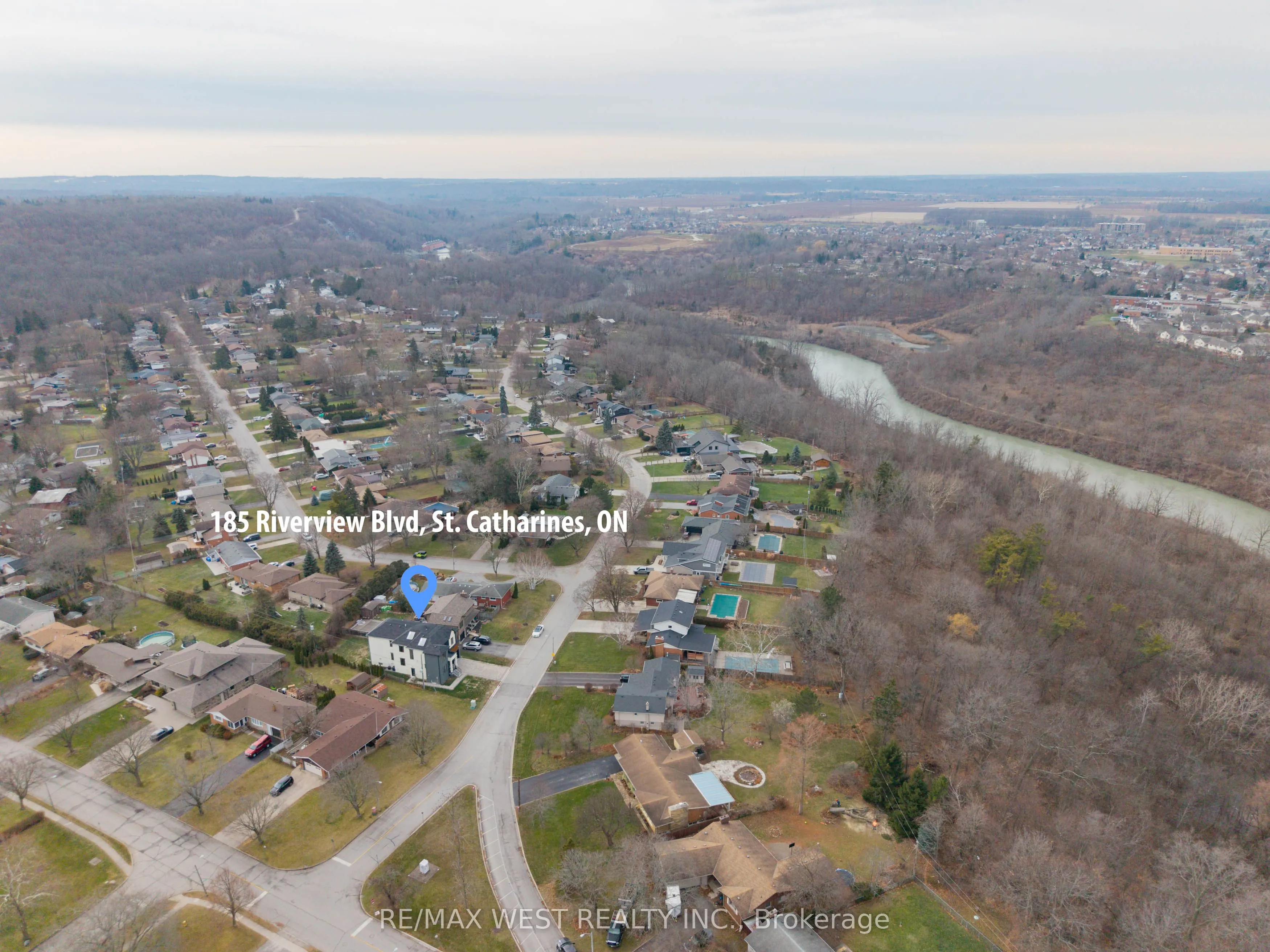 185 Riverview Boulevard