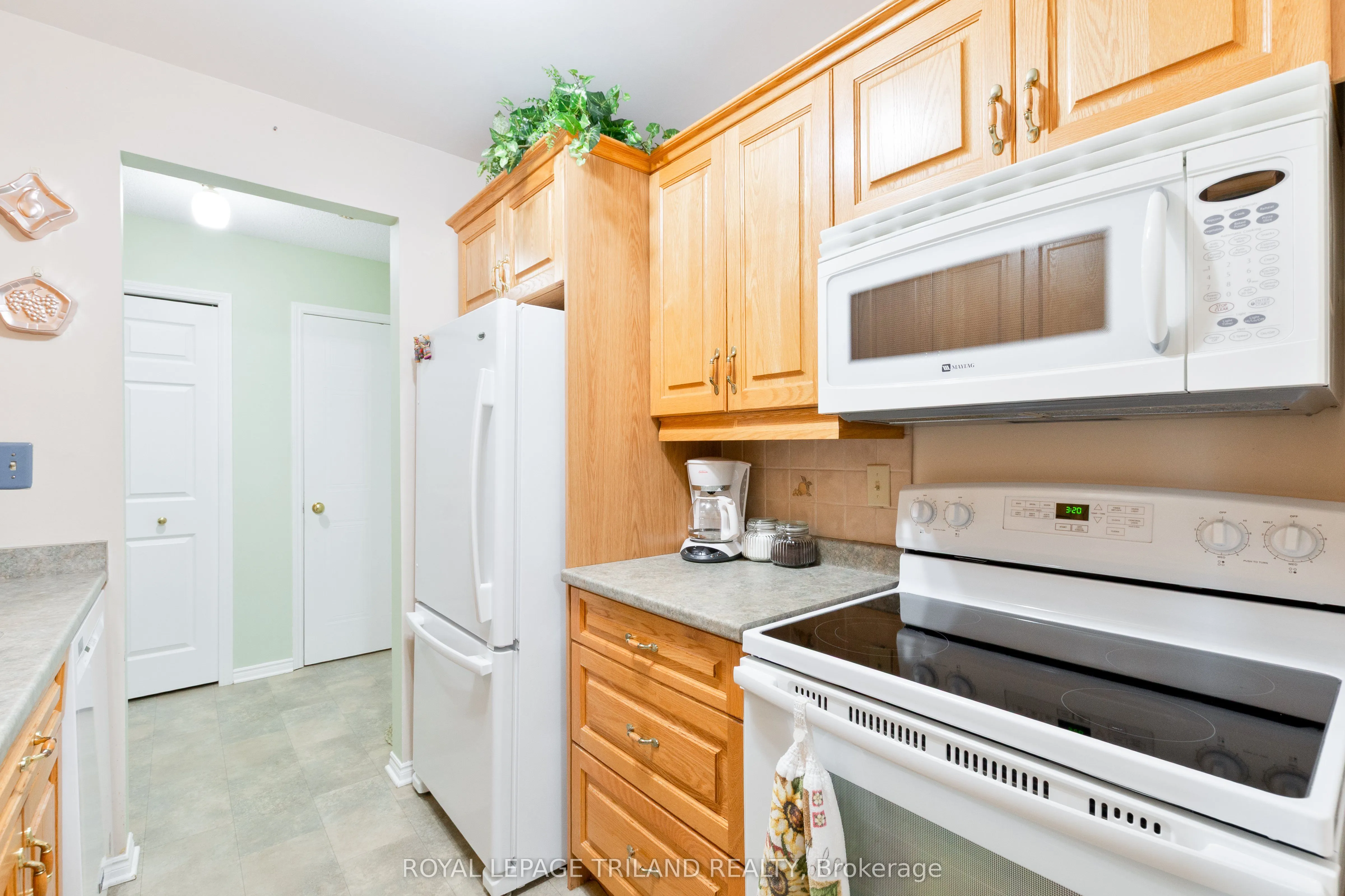 440 Wellington Street #123