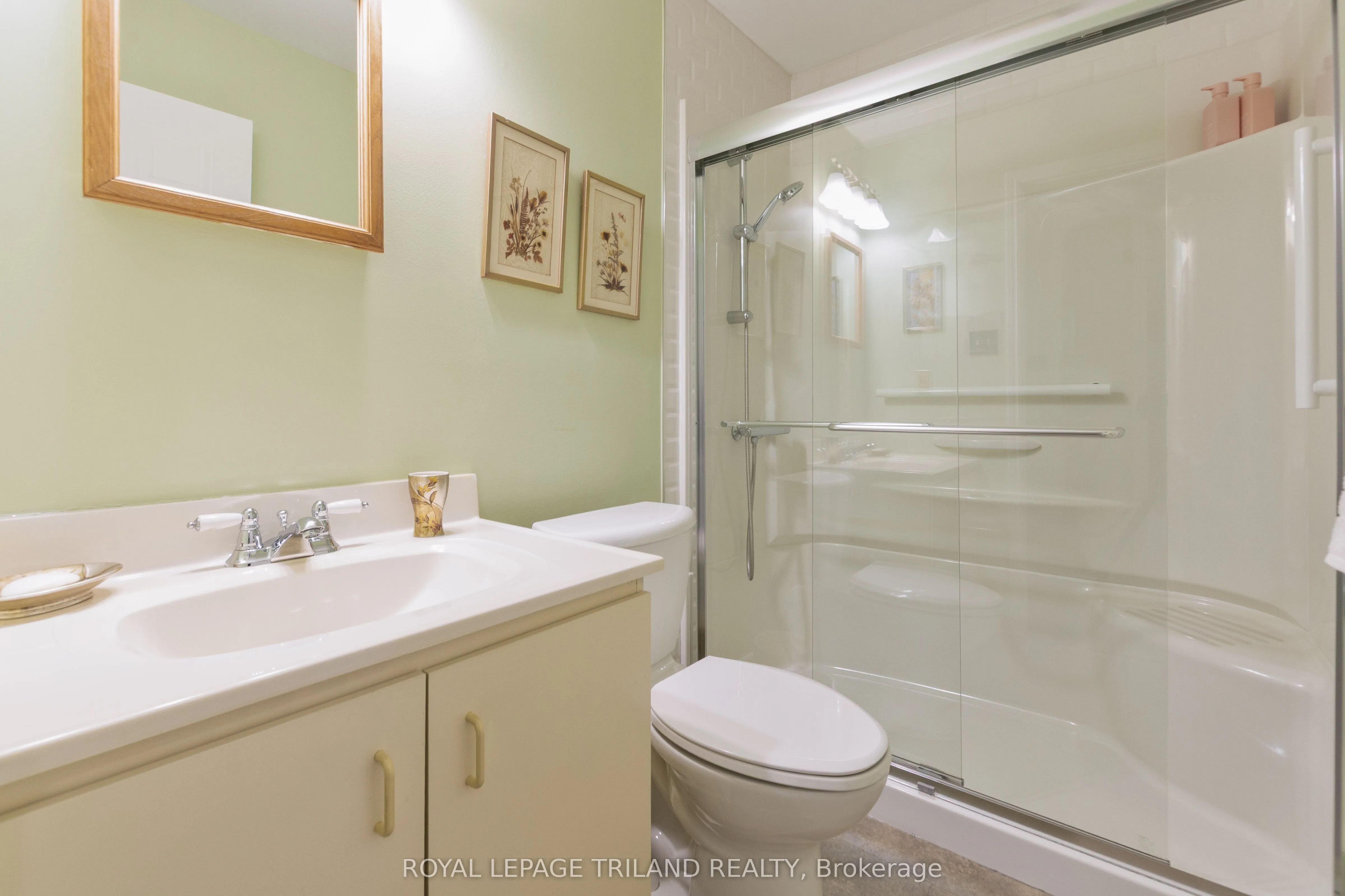 440 Wellington Street #123