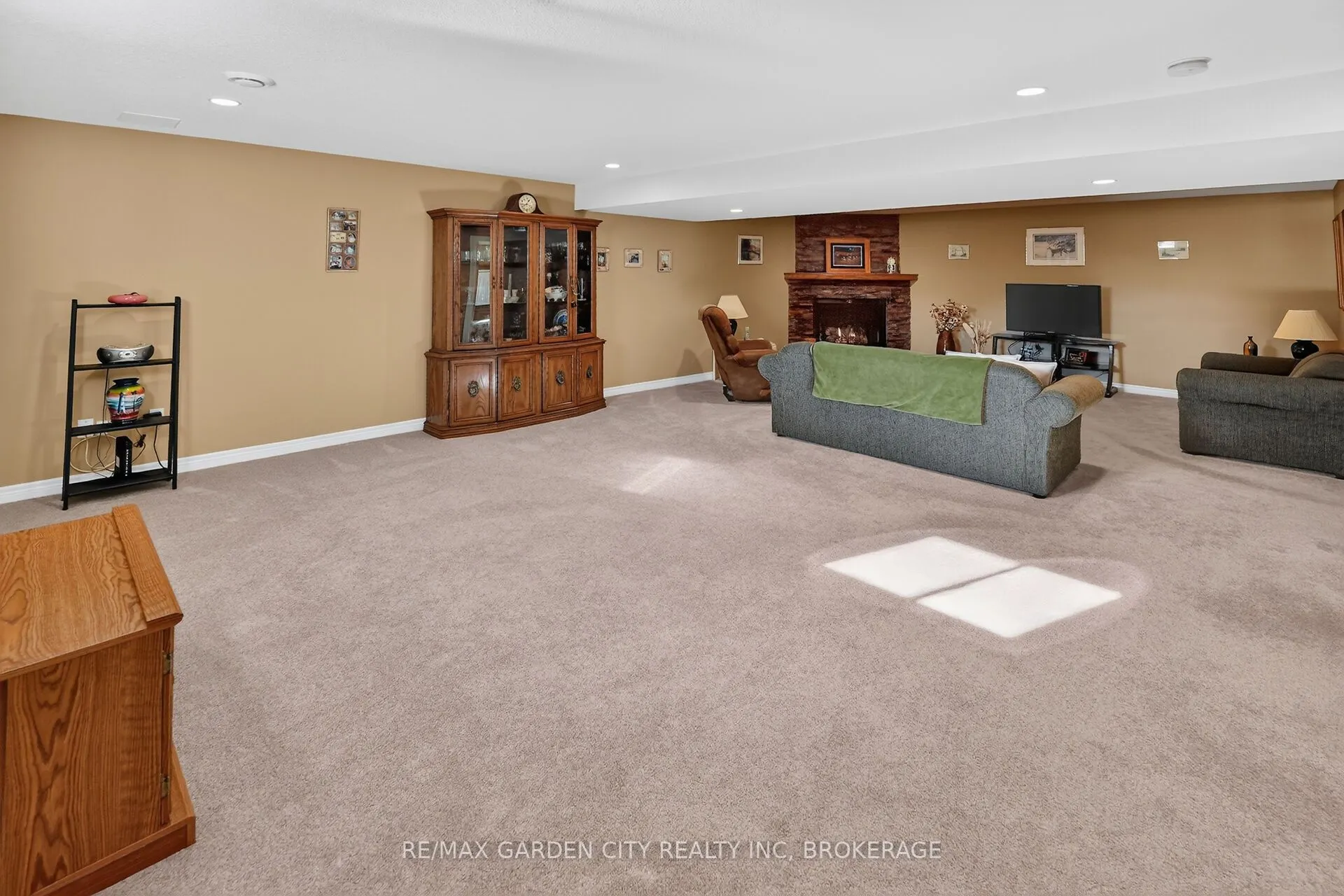 179 Falcon Drive
