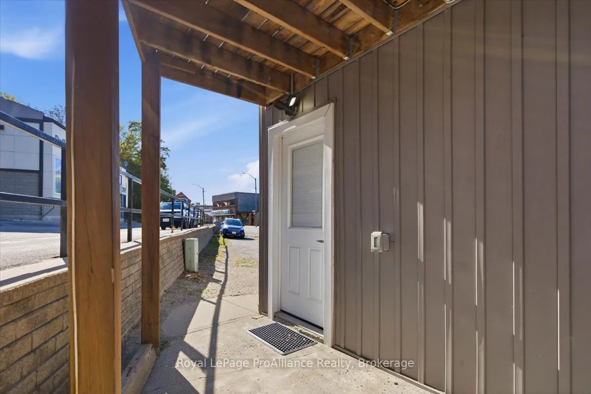 291 Pinnacle Street