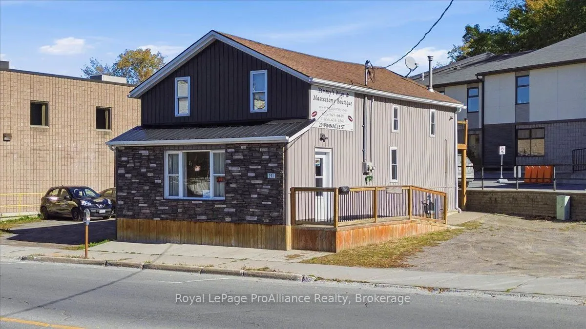 291 Pinnacle Street