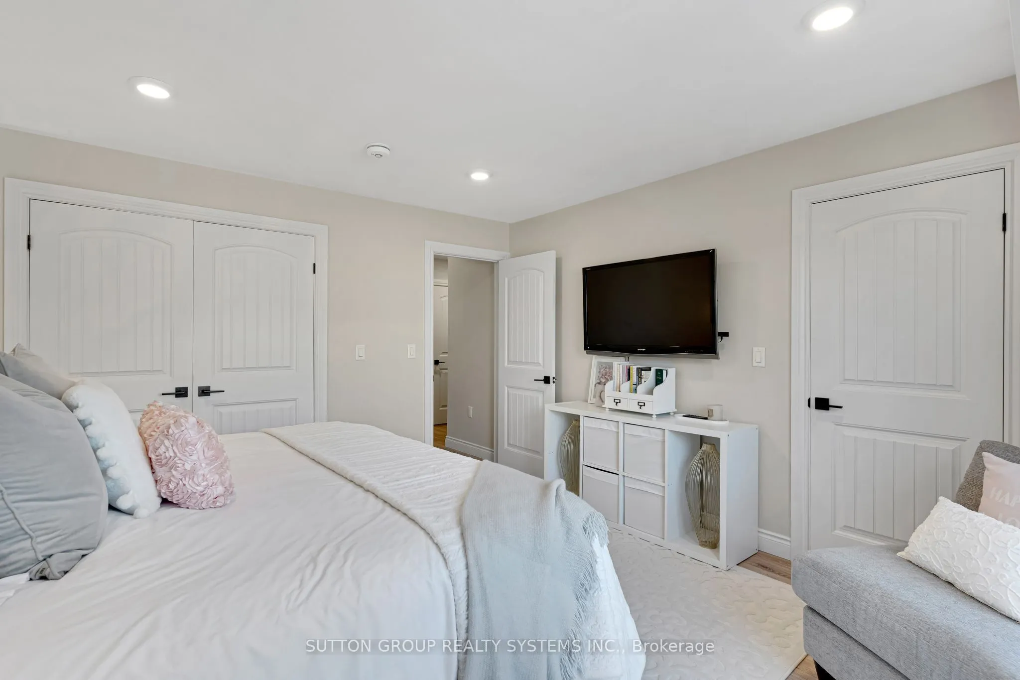 112 Union Street E #A302