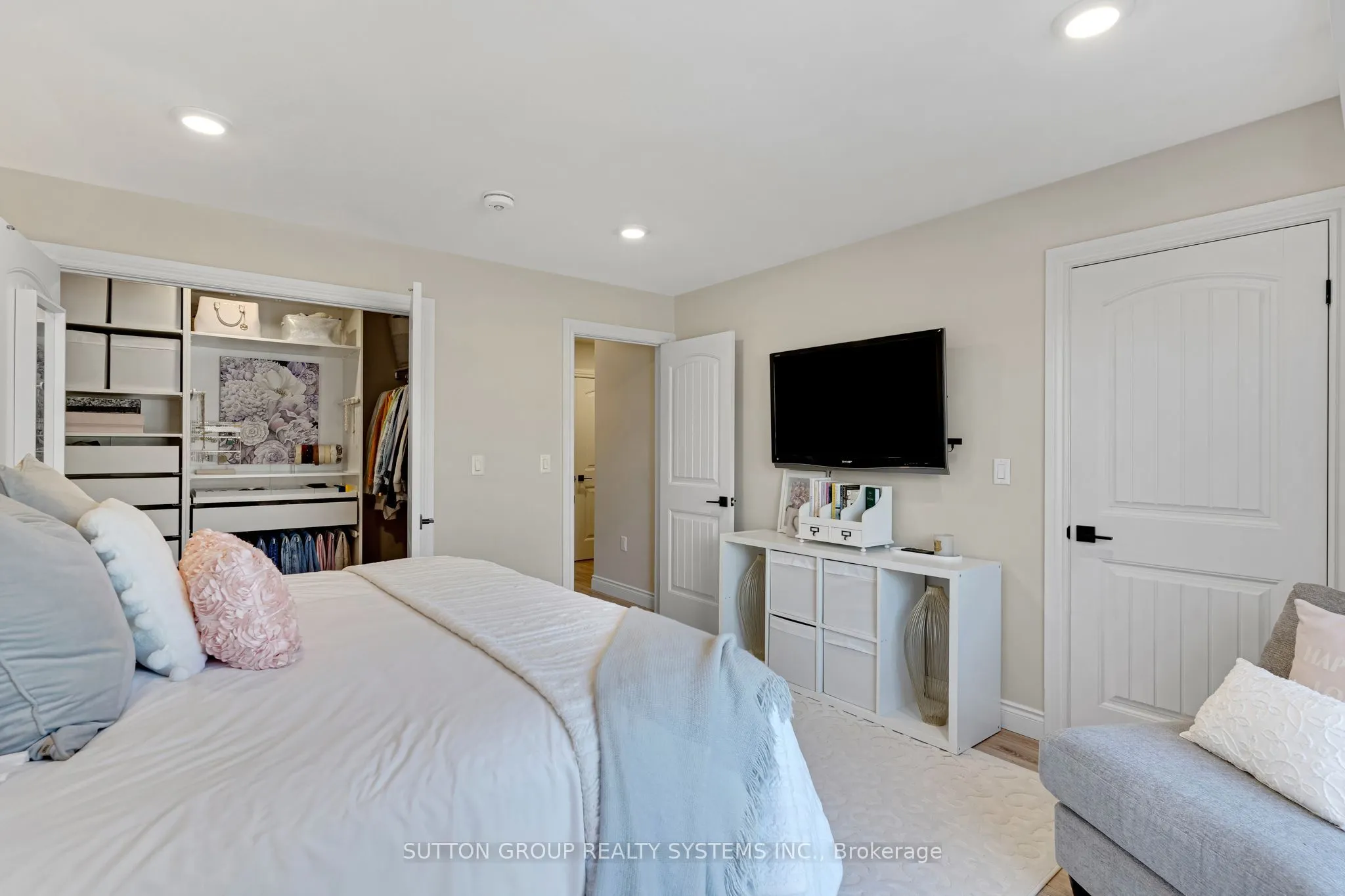 112 Union Street E #A302