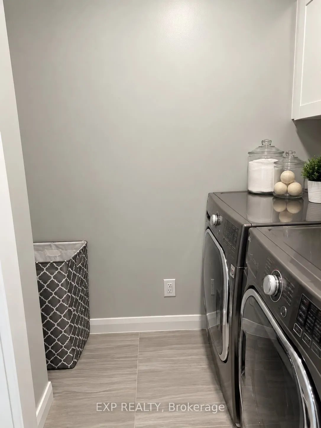 241 Pingwi Place
