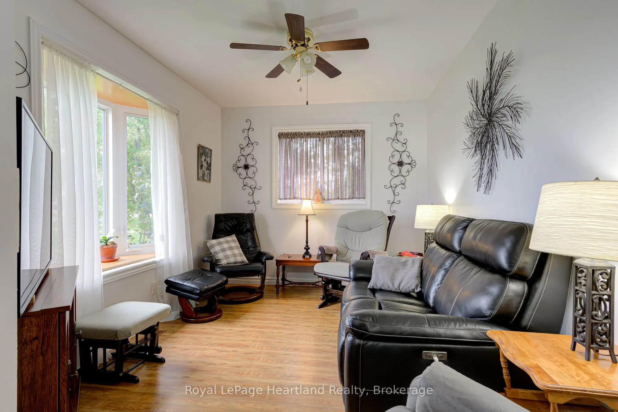 160 Huron Road