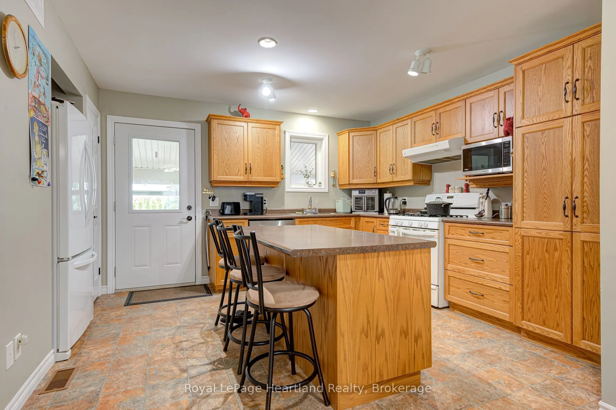 160 Huron Road