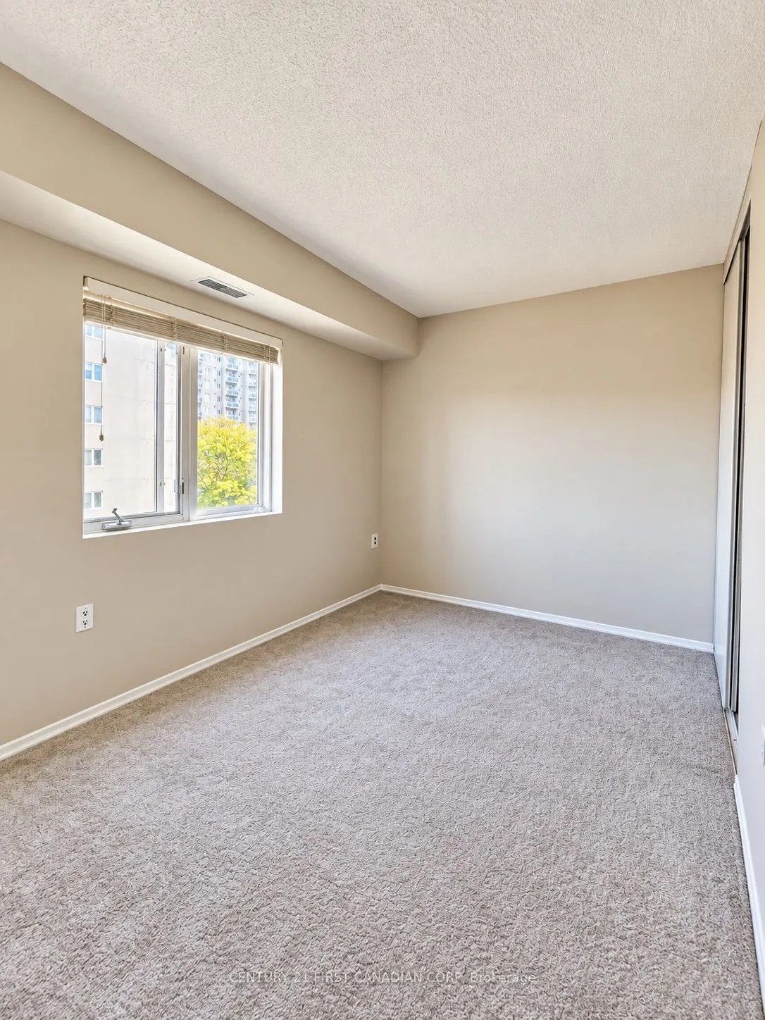 860 Commissioners Road E #401