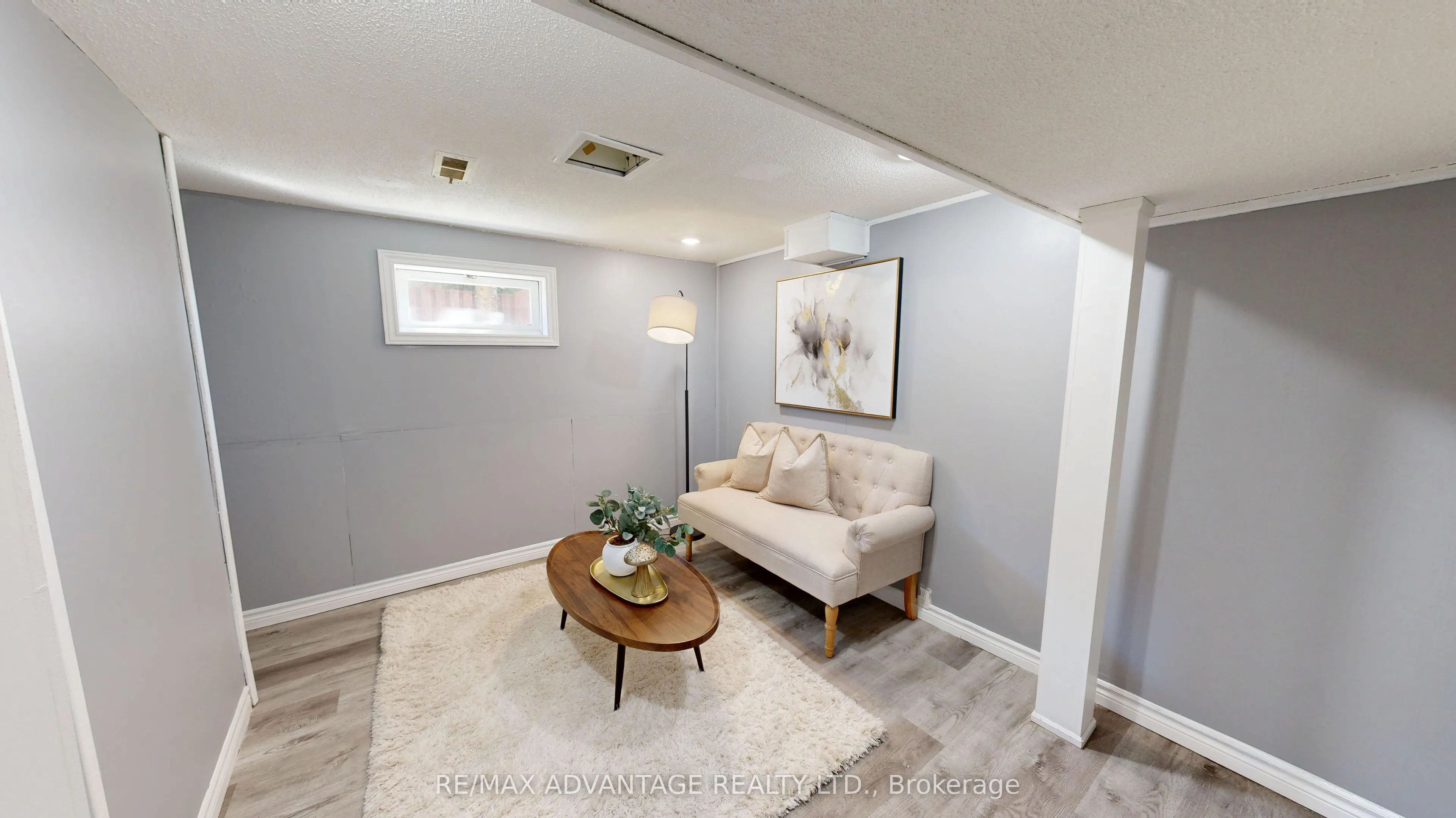9 Camelot Crescent