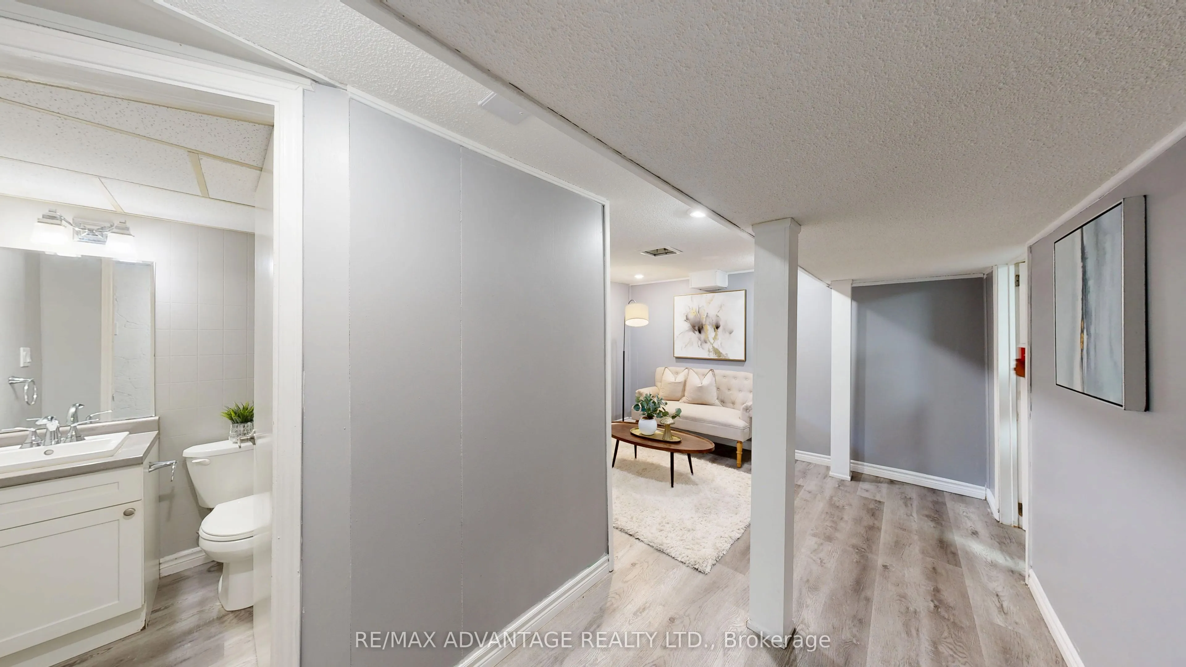 9 Camelot Crescent