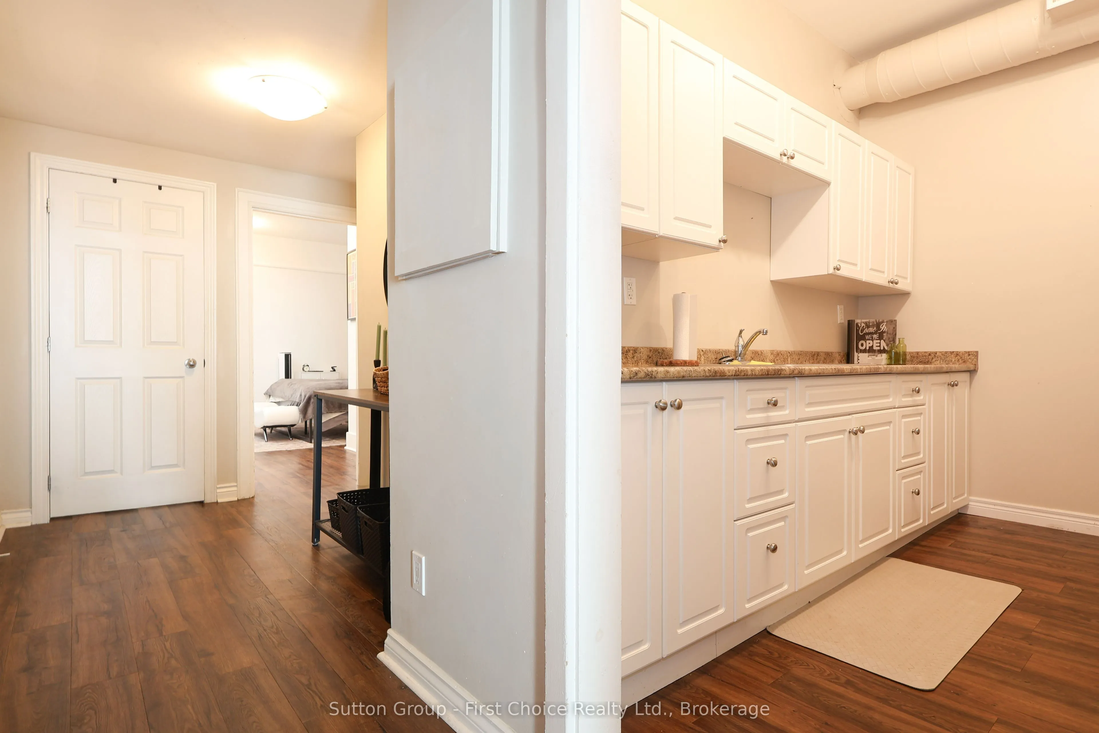 80 Ontario Street #2