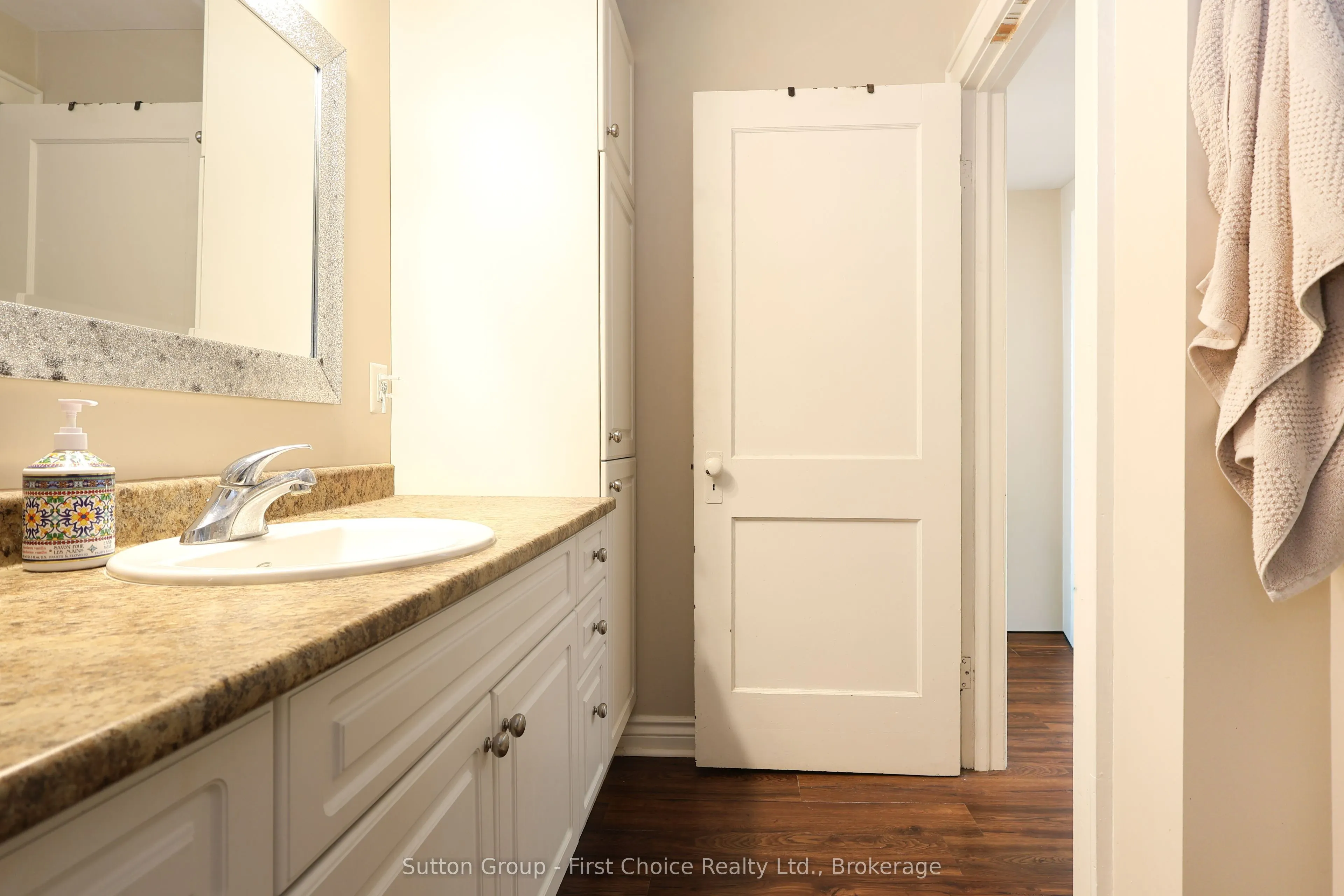 80 Ontario Street #2