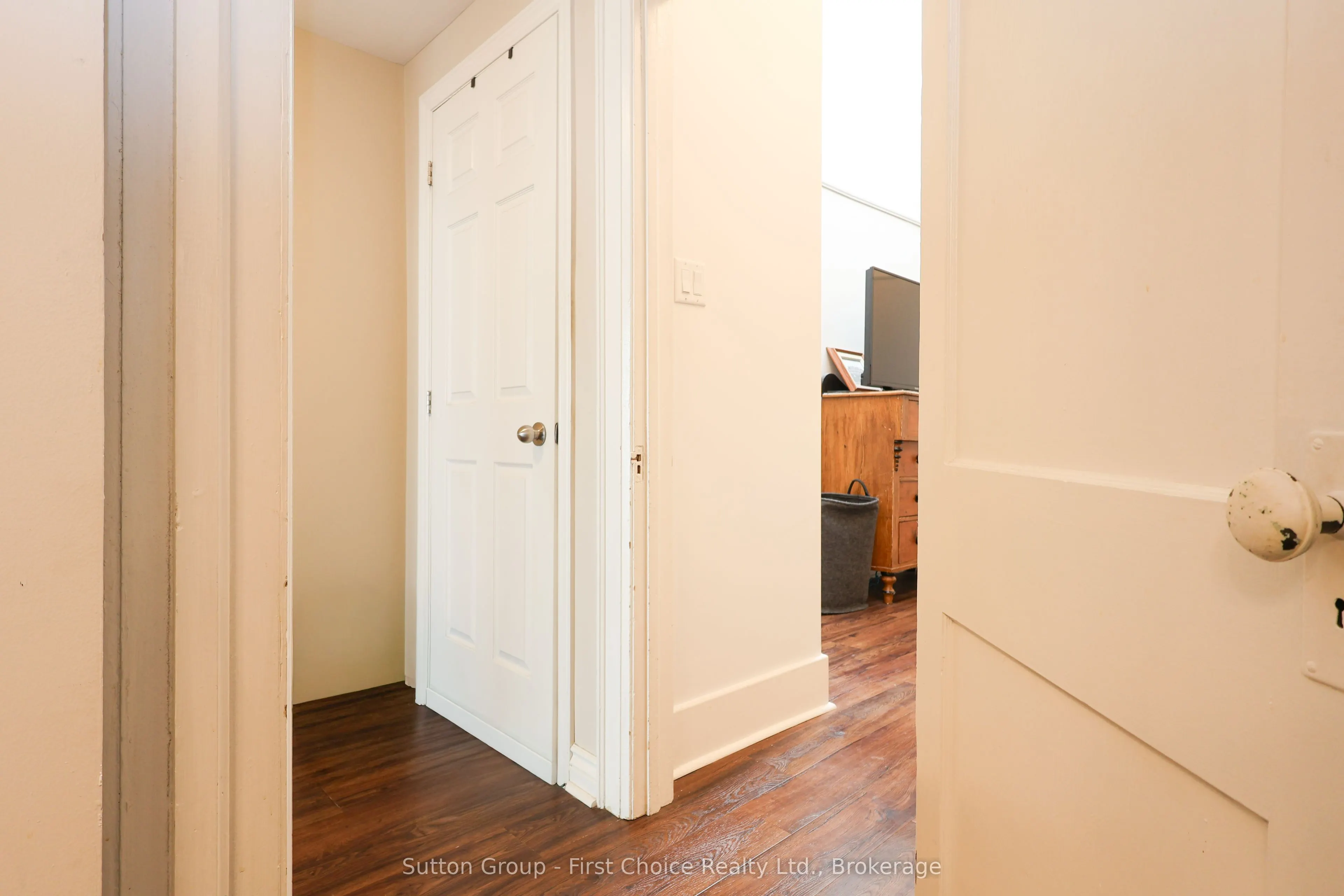 80 Ontario Street #2