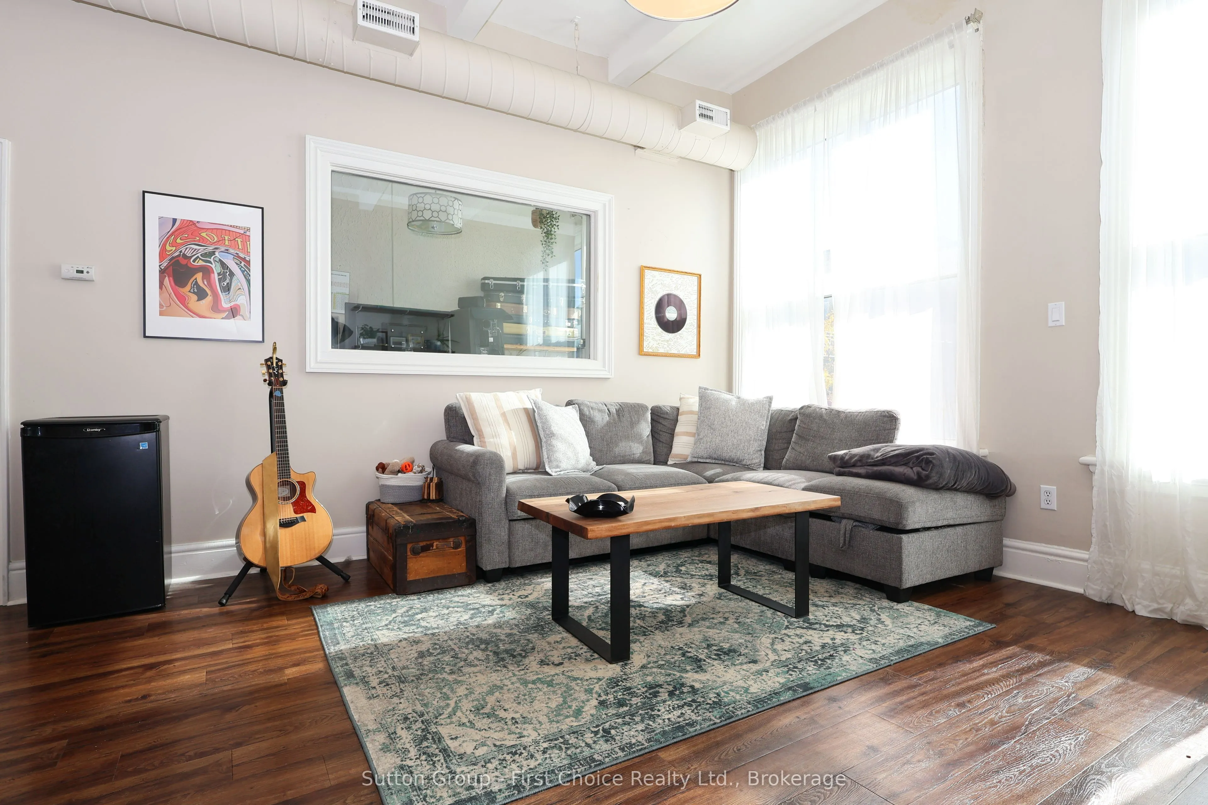 80 Ontario Street #2