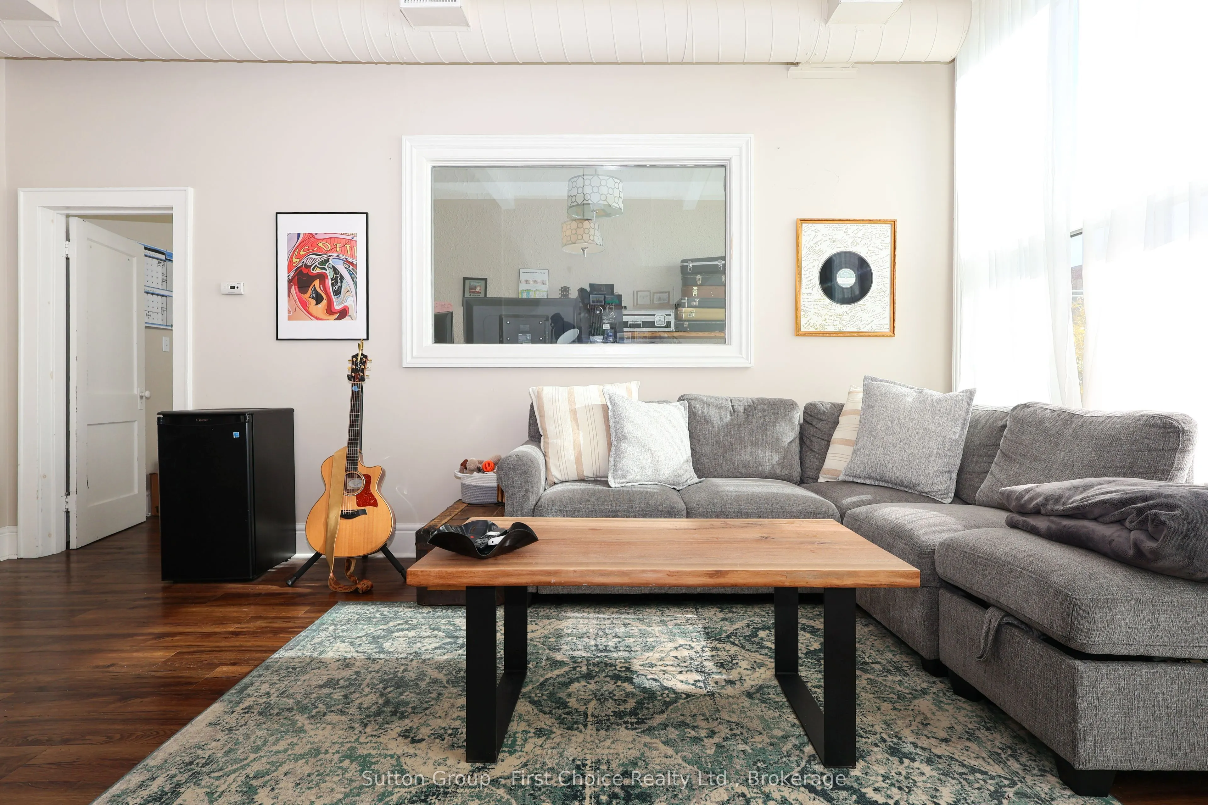 80 Ontario Street #2