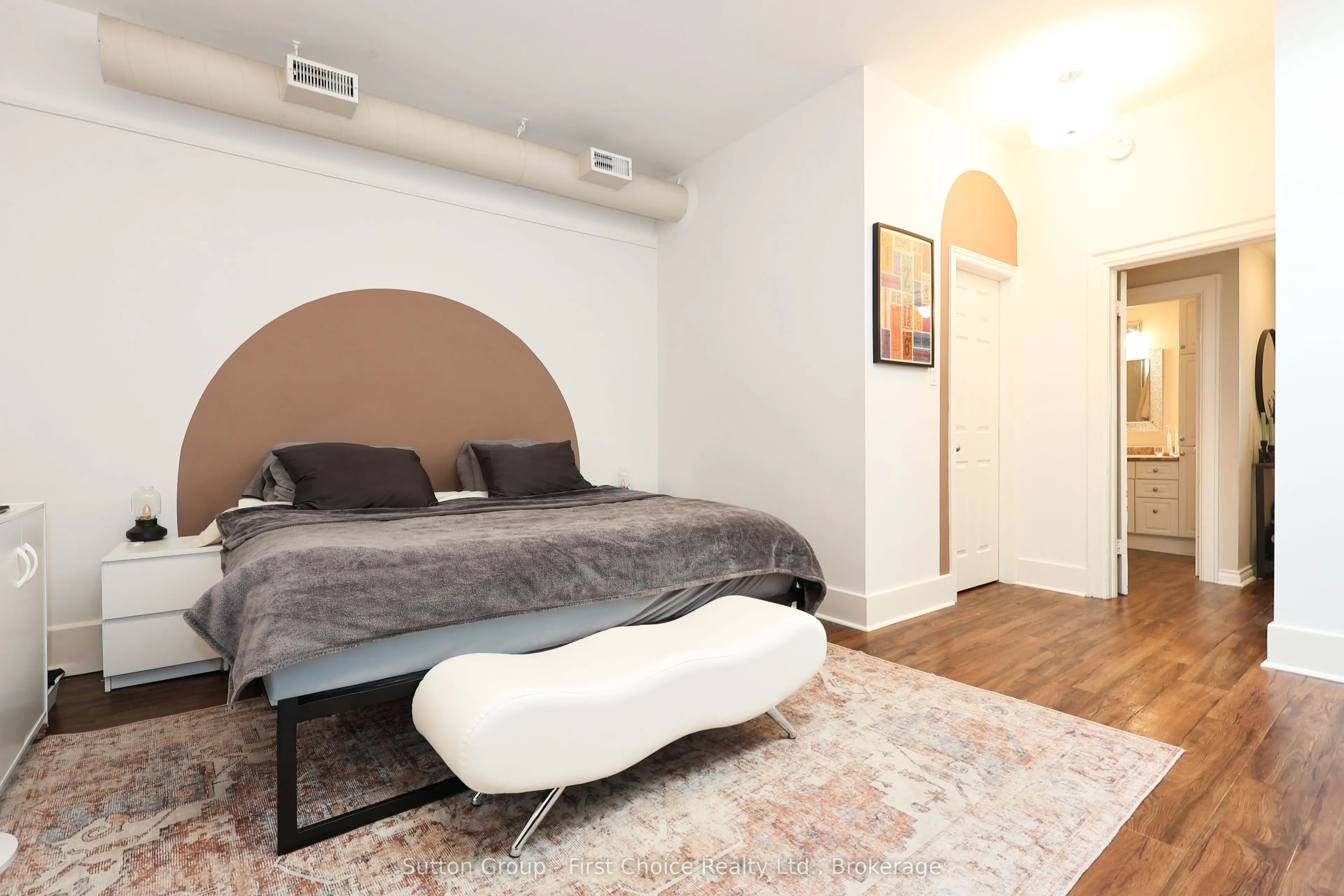 80 Ontario Street #2