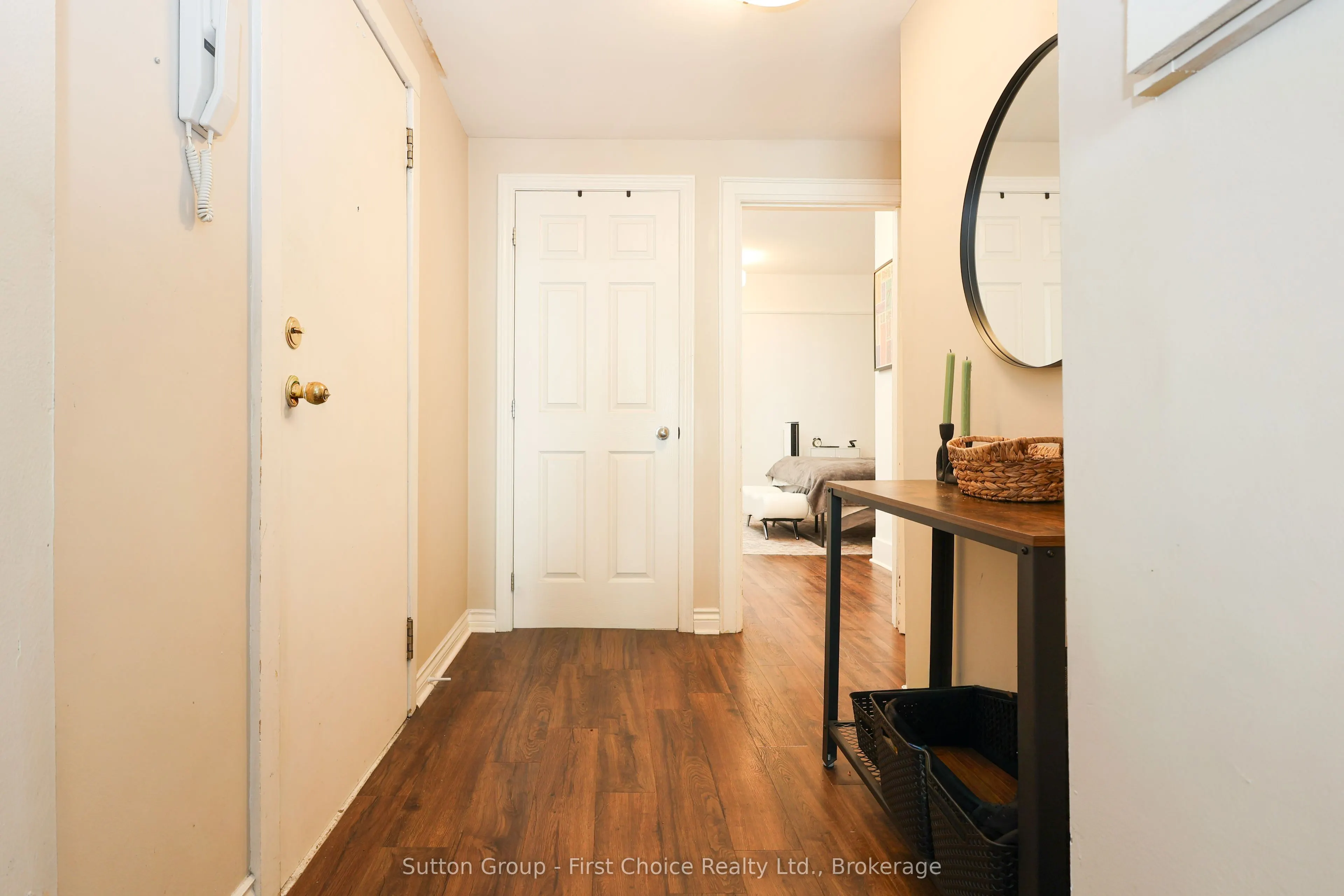 80 Ontario Street #2