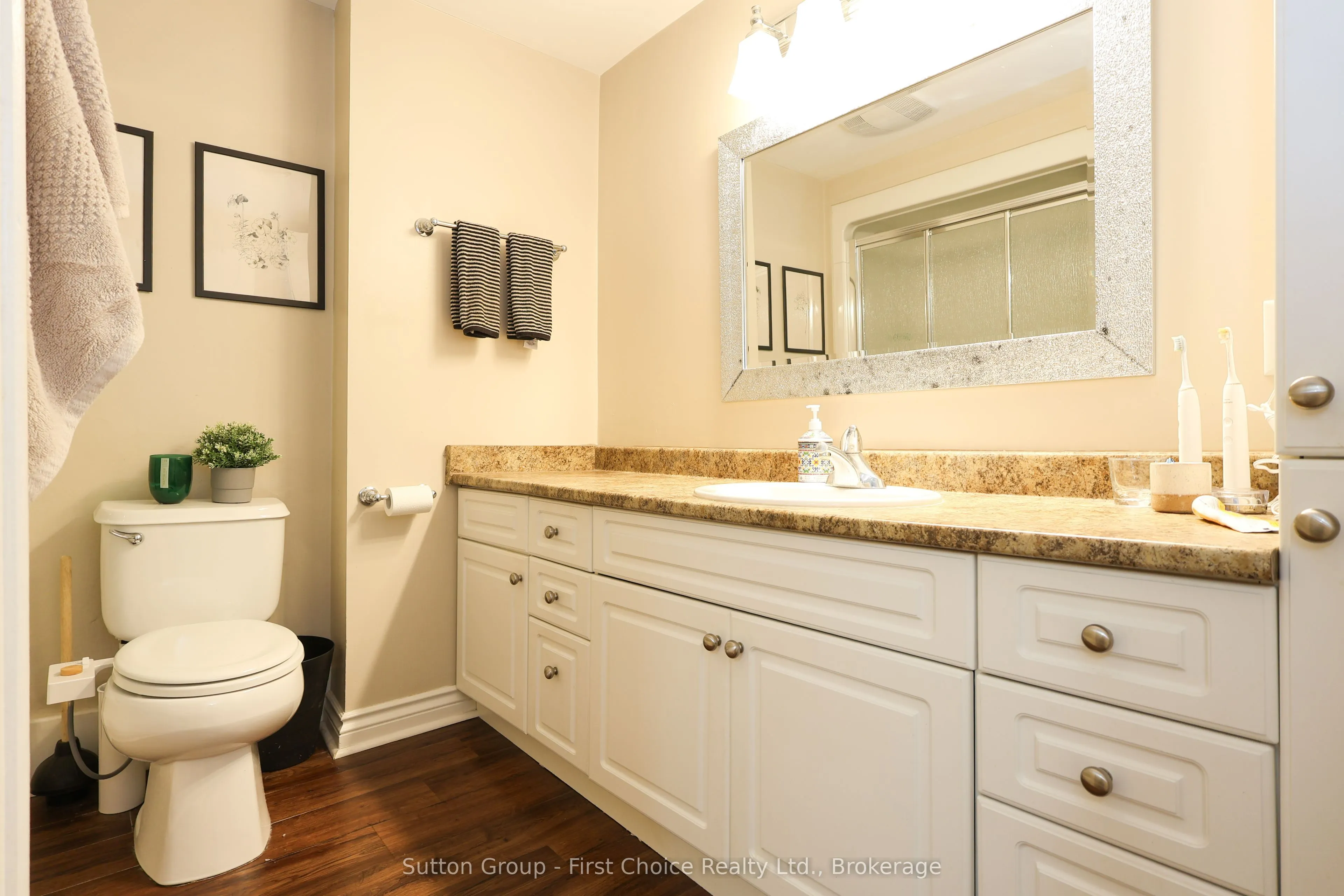 80 Ontario Street #2