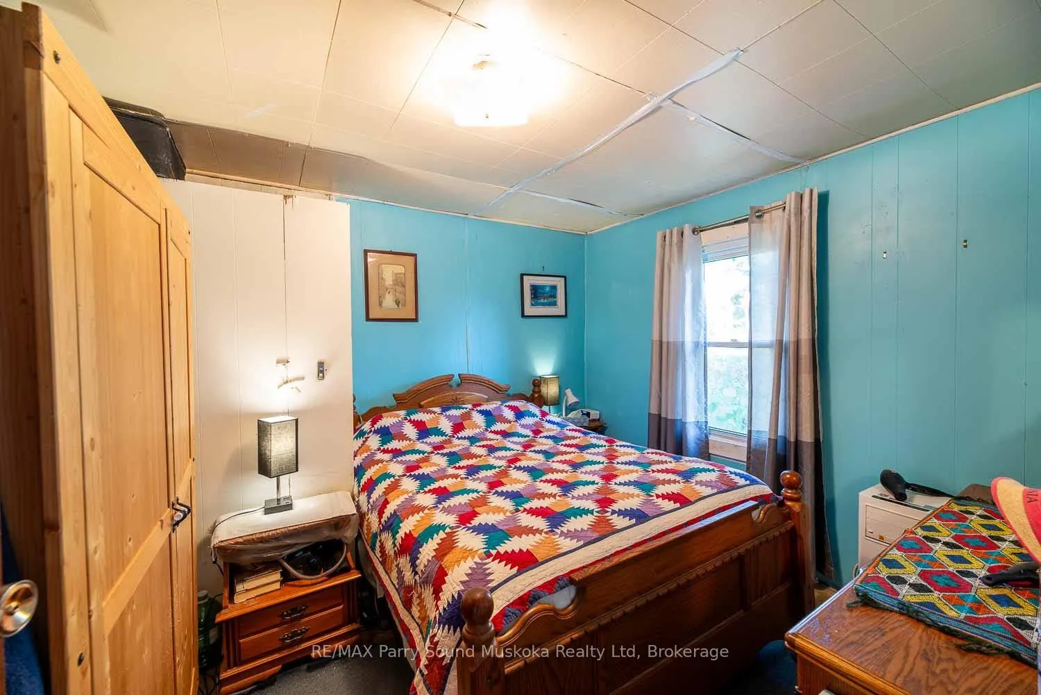 27 Ahmic St Street W