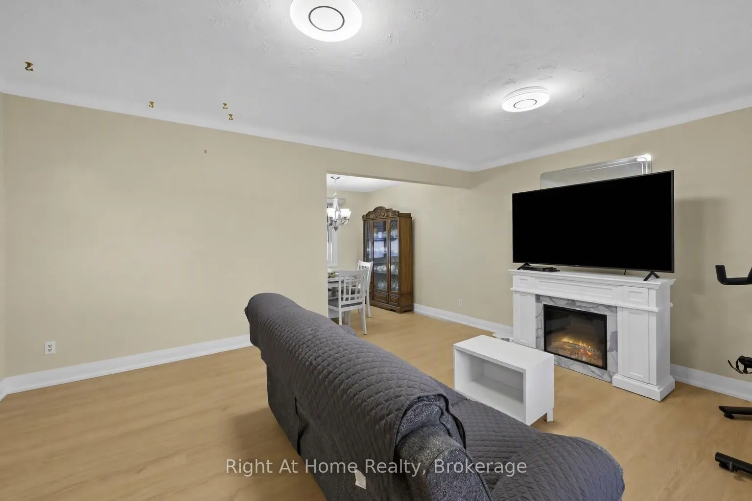 7315 FREEMAN Street #Main