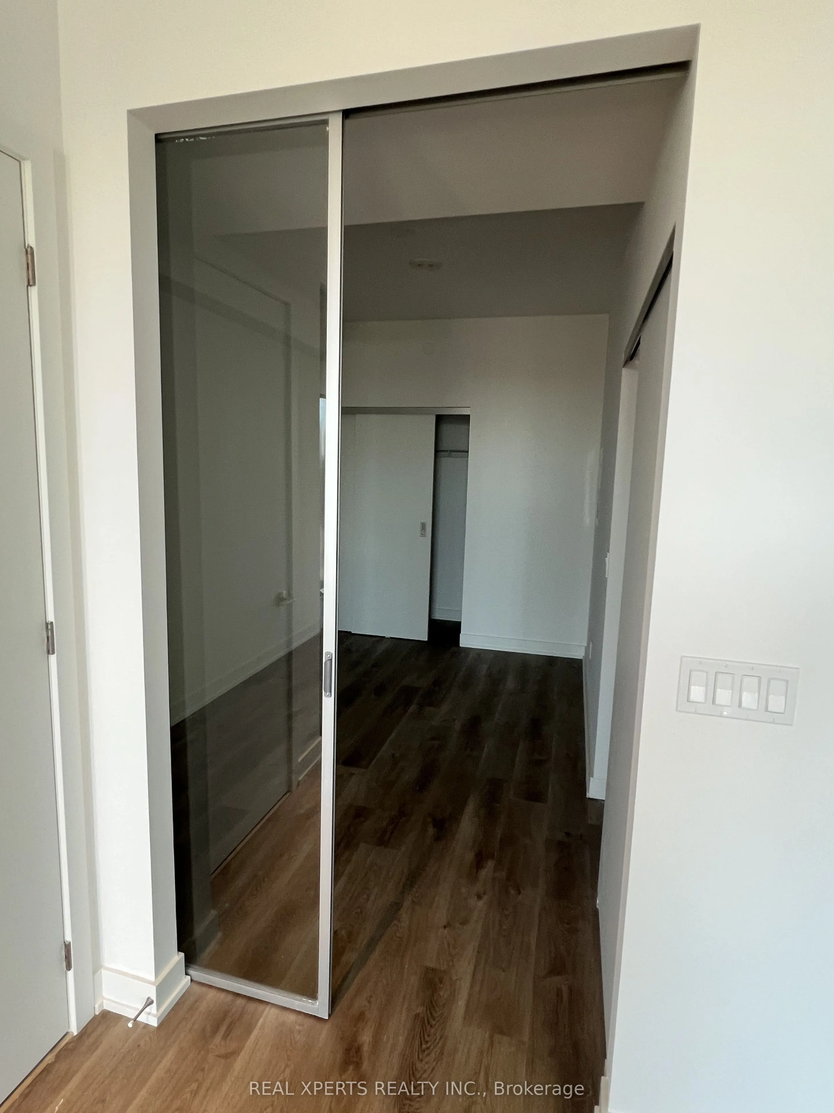 91 John Street N #2107