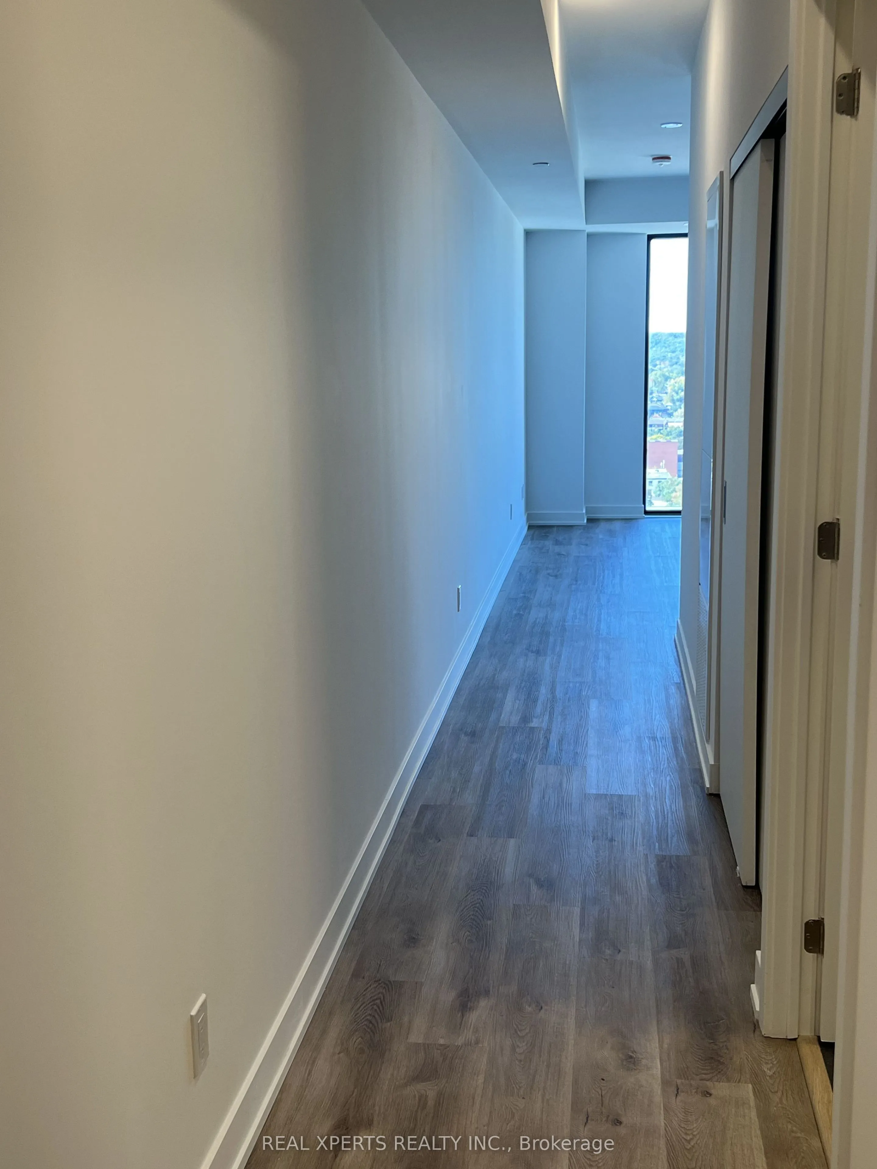 91 John Street N #2107