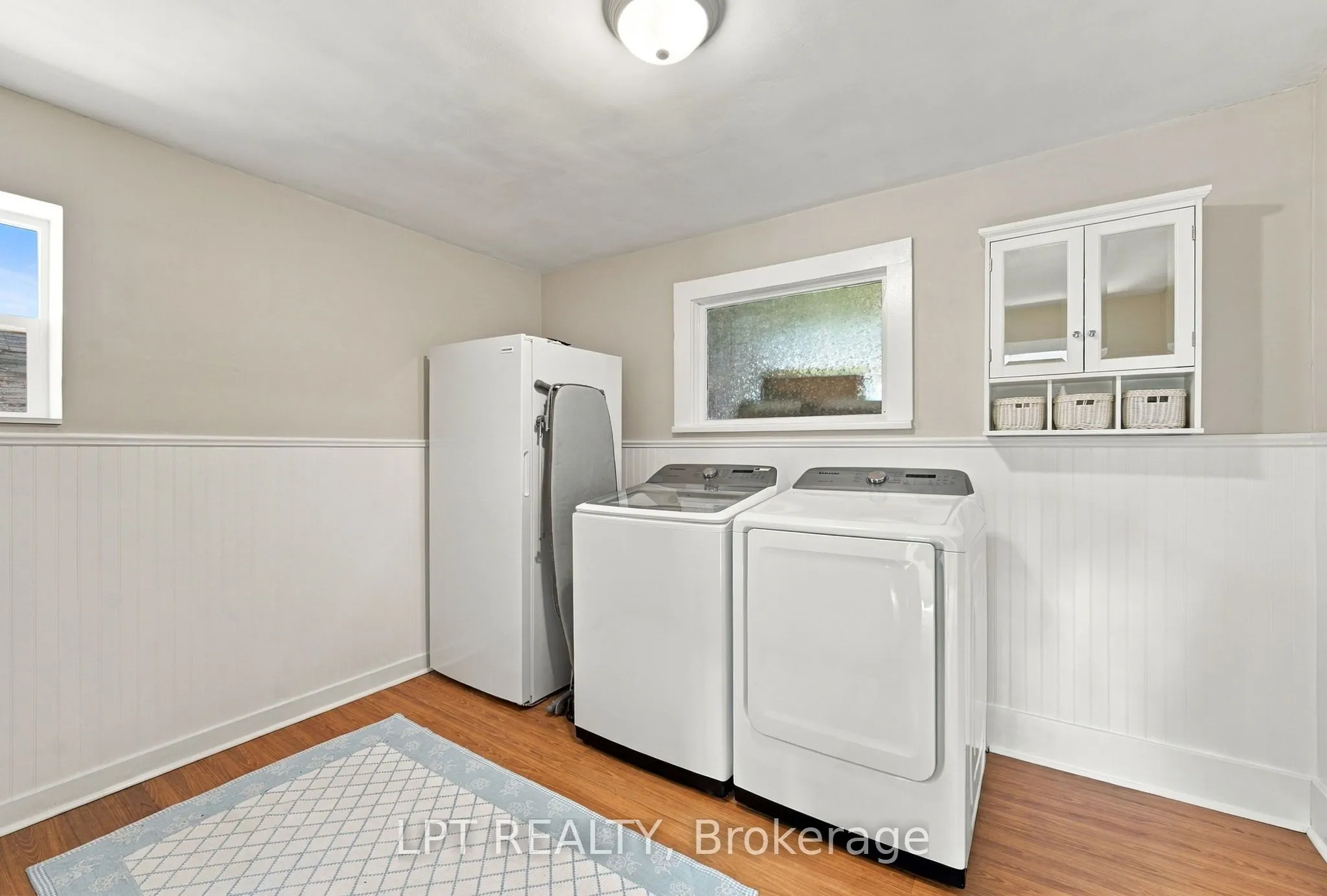 151 Parkhill Main Street